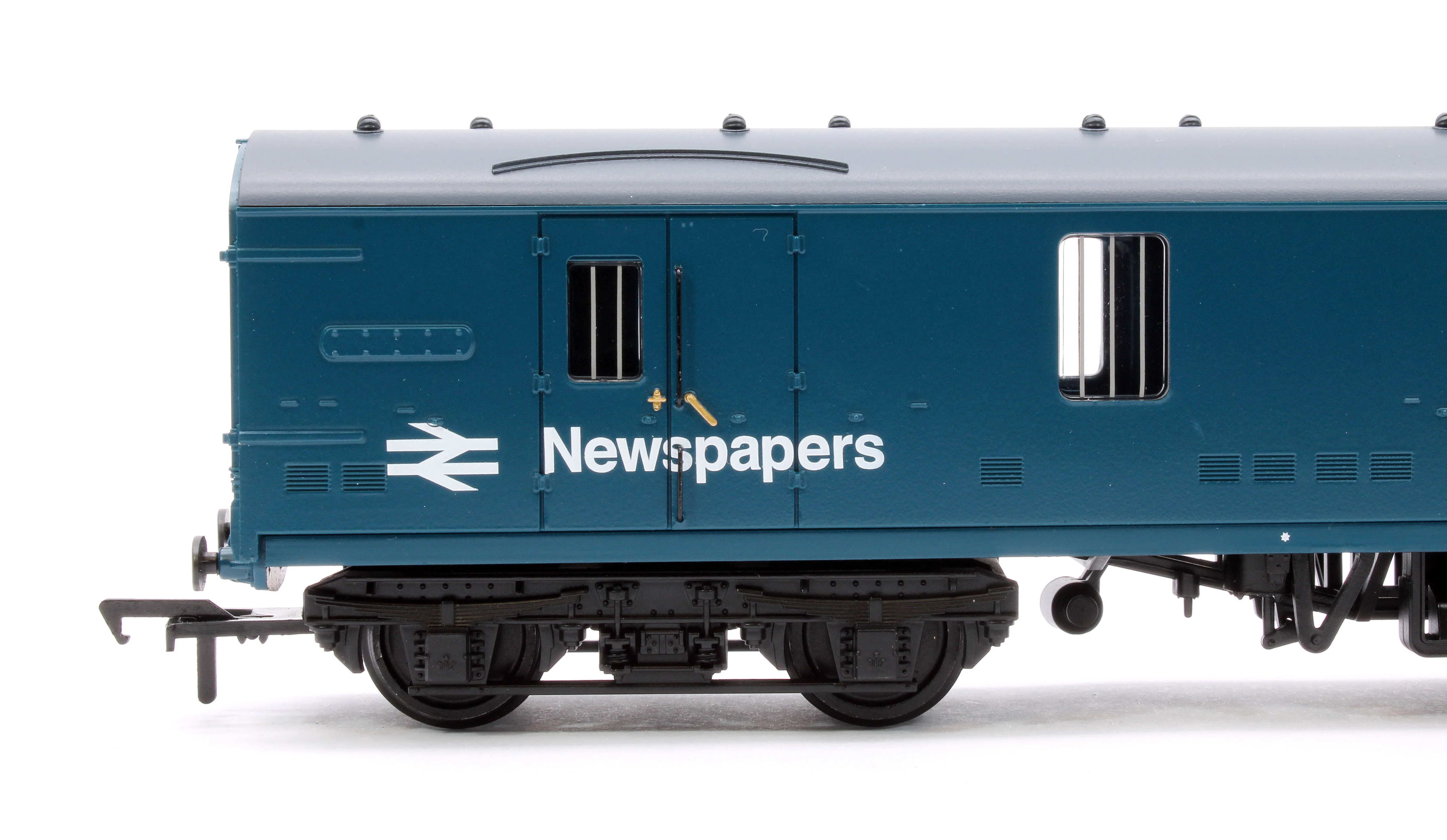 39-272D BR Mk1 NLV (Ex-GUV) General Utility Van BR Blue (Newspapers) W86719 - Image 4