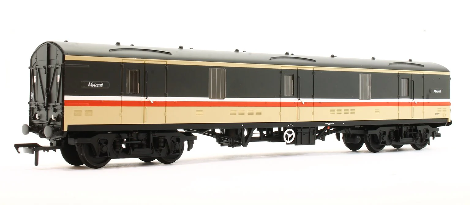 39-276A BR Mk1 GUV General Utility Van BR InterCity (Motorail) No. 96177 - Image 3