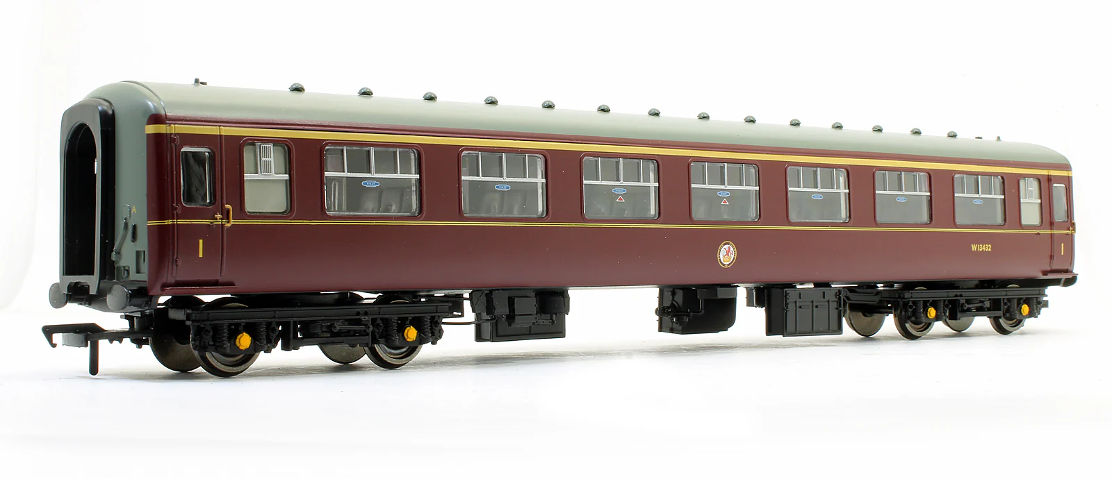 39-332A BR MK2 FK Coach First Corridor Maroon