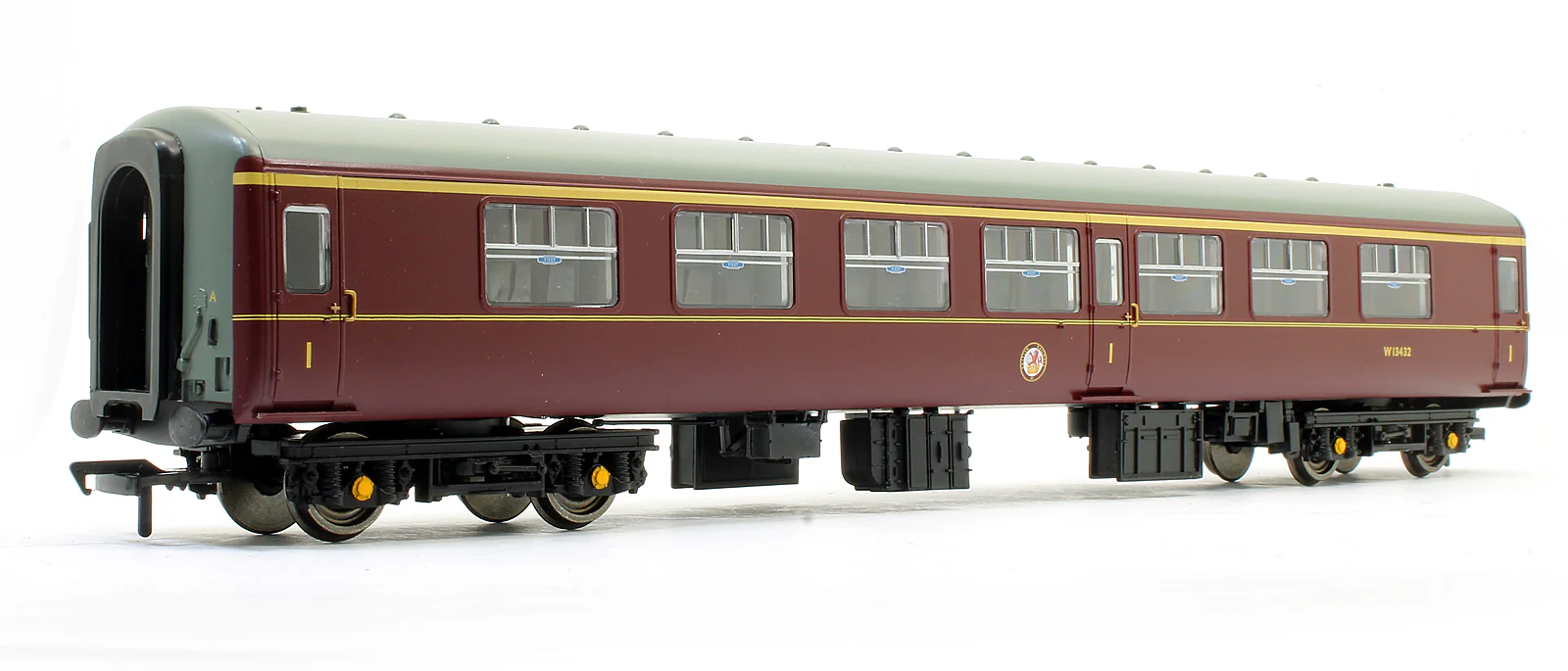39-332A BR MK2 FK Coach First Corridor Maroon - Image 2