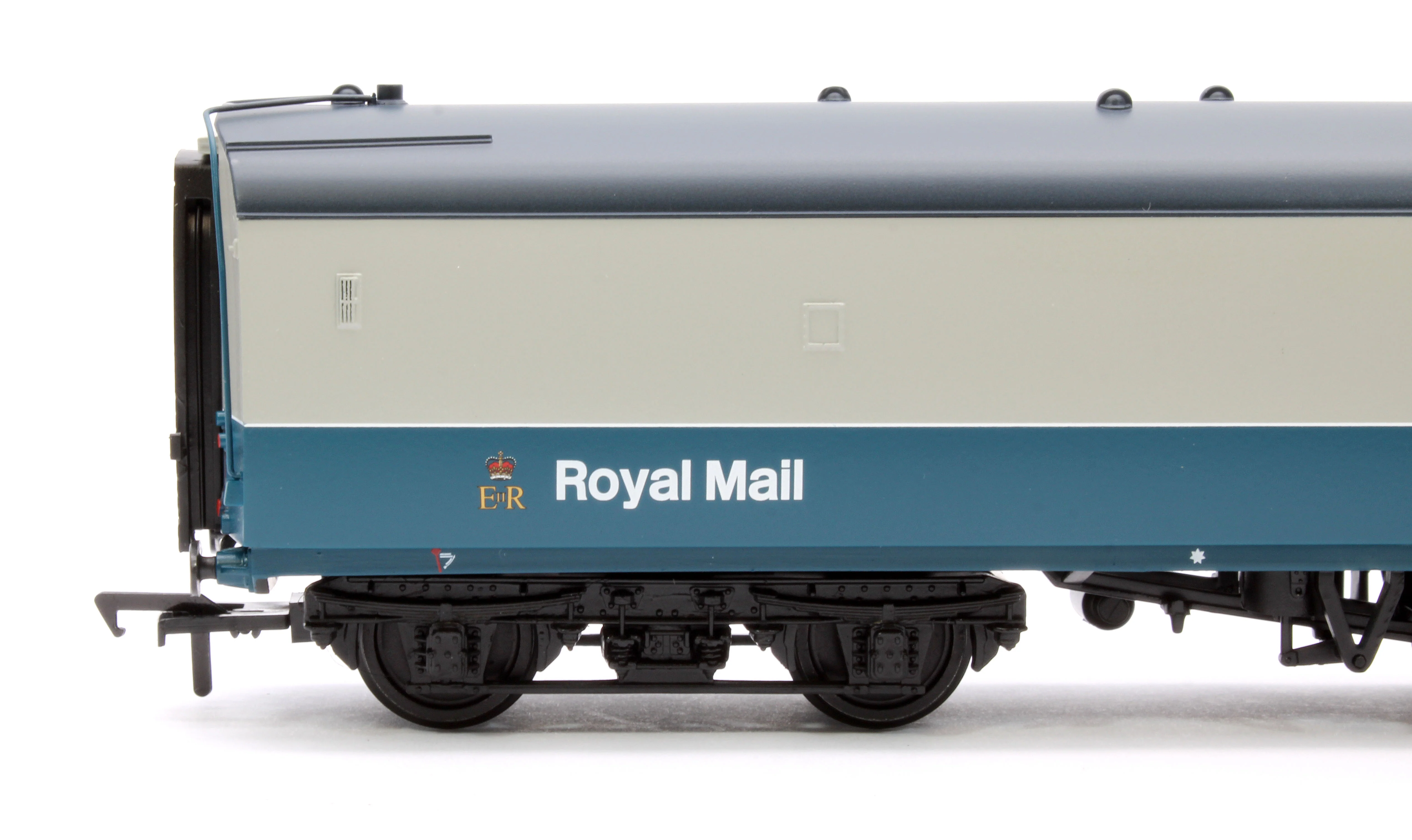 39-425B BR Mk1 POS Post Office Sorting Van BR Blue & Grey (Royal Mail) No. M80303 - Image 4