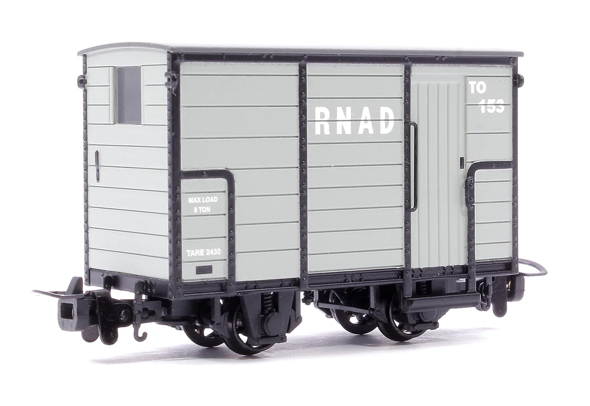 393-100 RNAD Enclosed-End Brake Van RNAD Grey No. TO 153 - Image 3