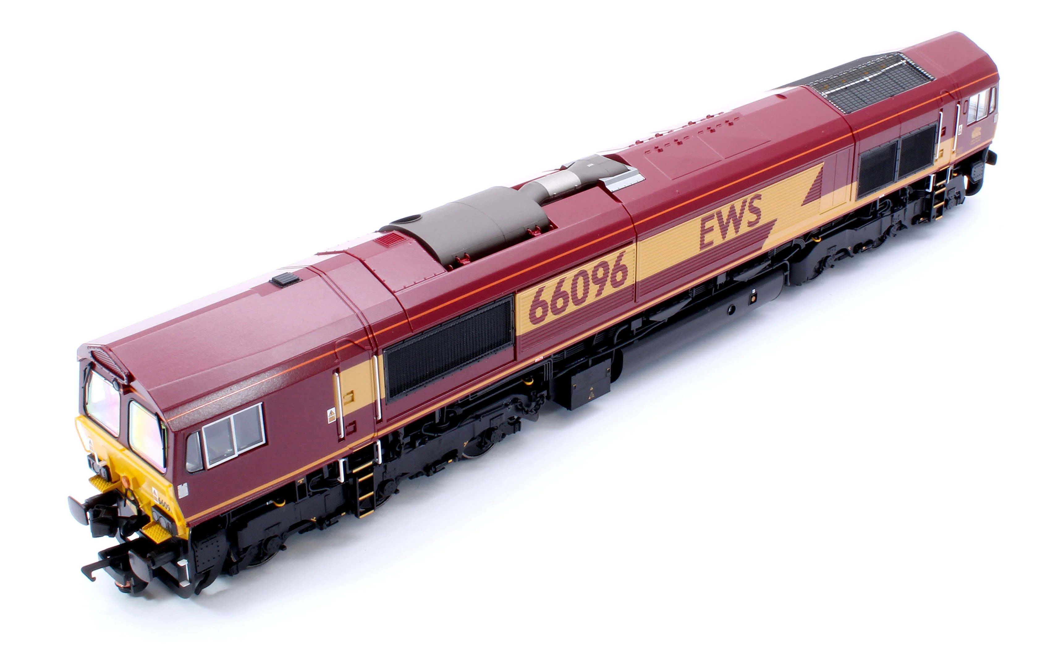 50-000ASF Class 66/0 66096 EWS Diesel Locomotive - DCC Sound - Image 11