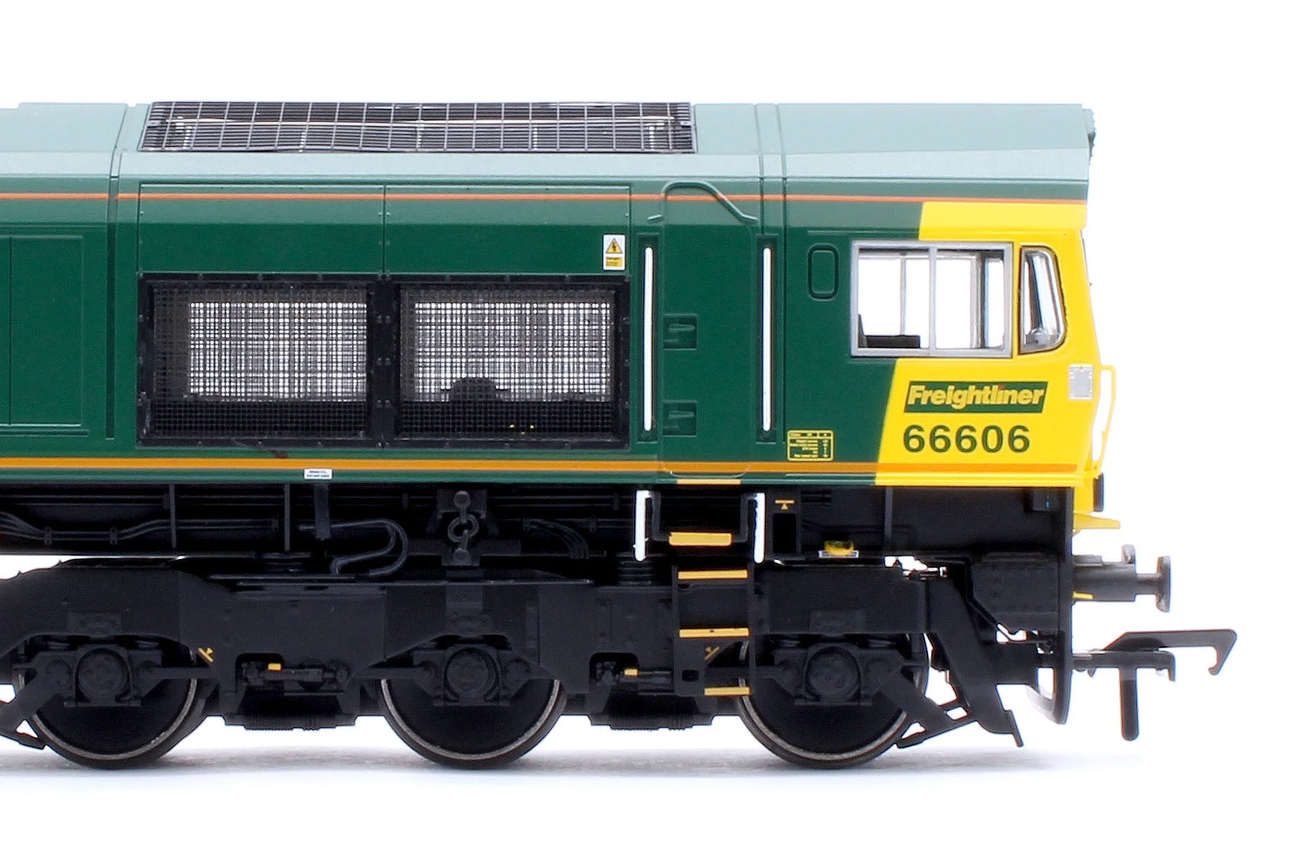 Pre-Owned 50-002 Class 66/6 66606 Freightliner Green Diesel Locomotive - DCC Sound - Image 8