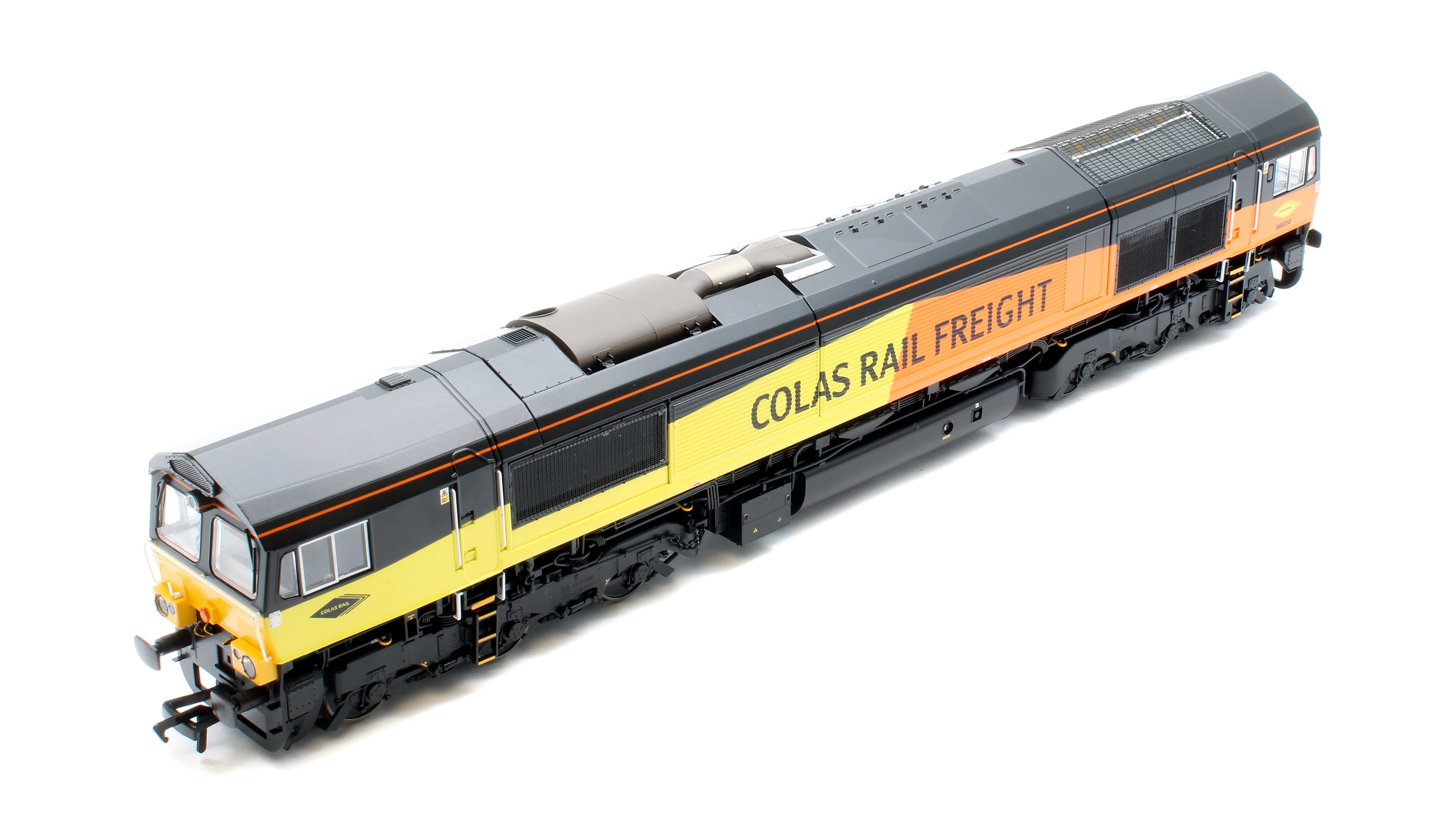 50-004ASF Class 66/8 66850 'David Maidment OBE' Colas Rail Freight Diesel Locomotive - DCC Sound - Image 8