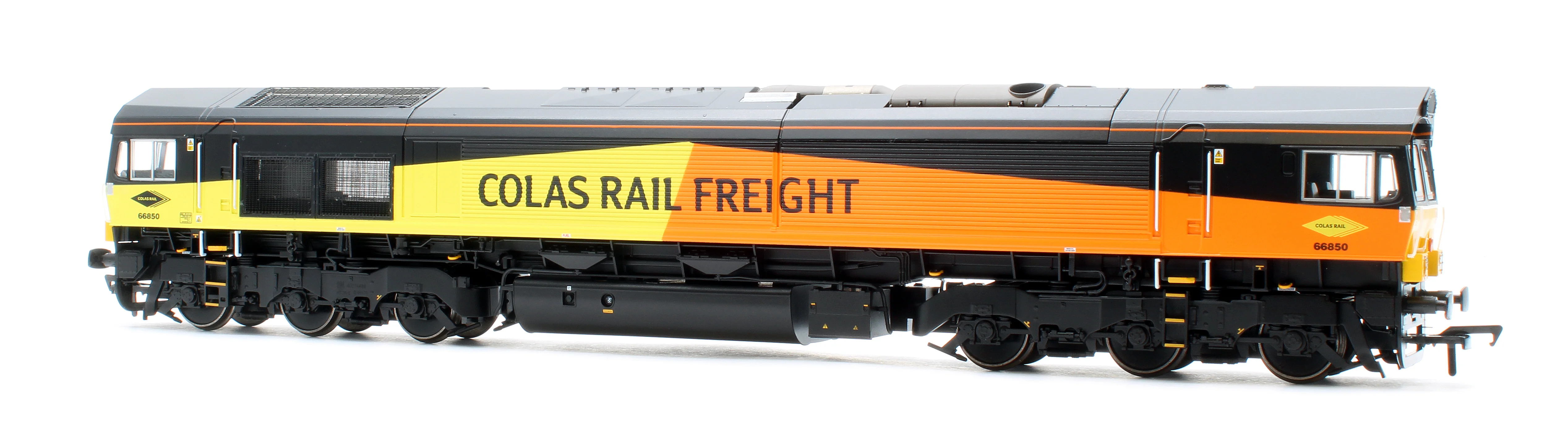 50-004ASFX Class 66/8 66850 'David Maidment OBE' Colas Rail Freight Diesel Locomotive - Deluxe DCC Sound - Image 2