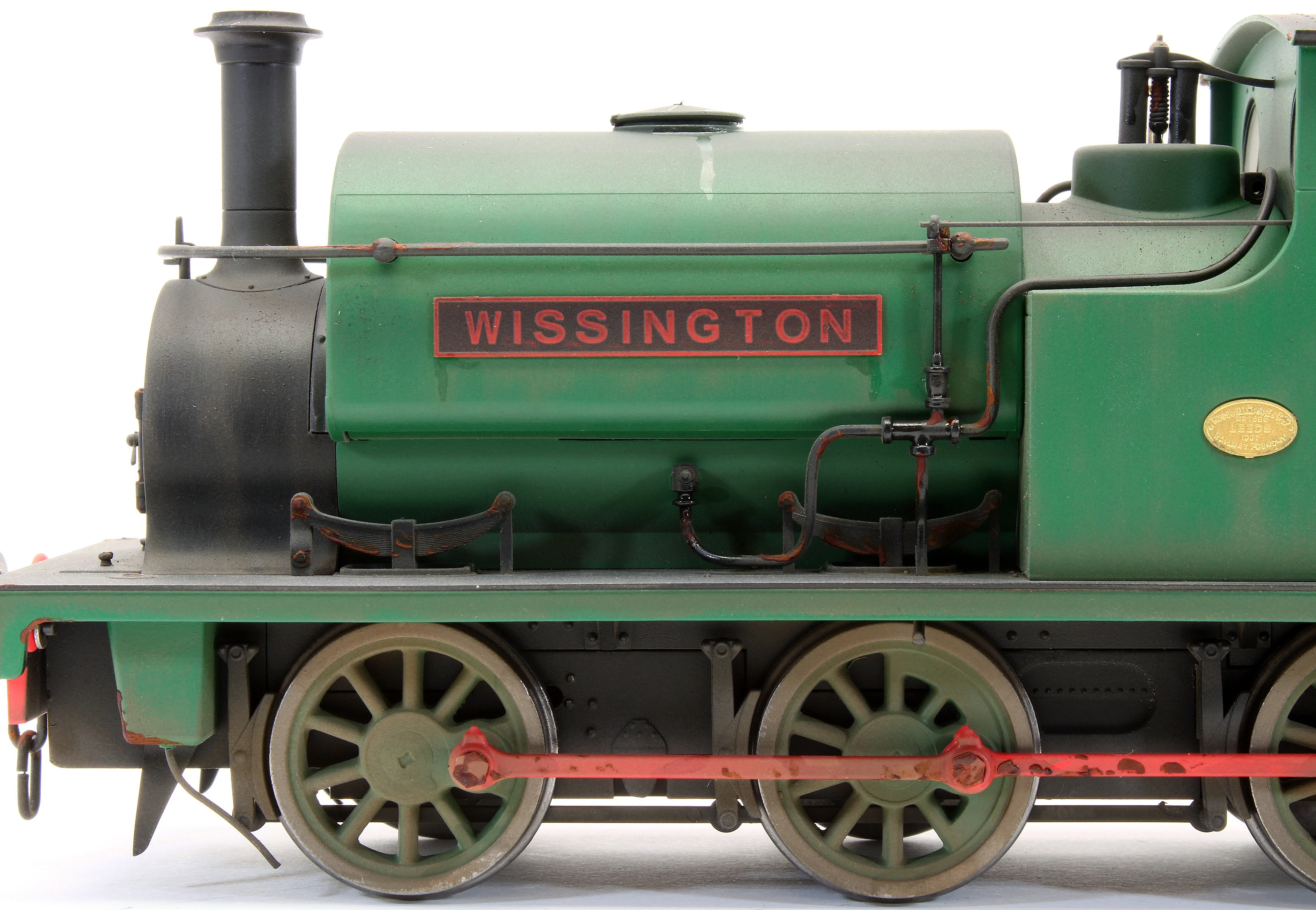 E85705HW Bespoke Weathered Hudswell Clarke 'Wissington' 0-6-0 Tank Green Steam Locomotive - Heavy Finish, Nameplate Added, Works Plate Added - Image 10