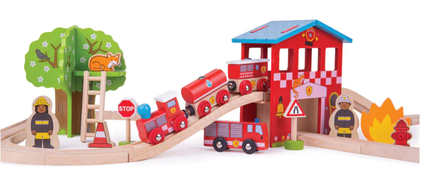 BJT037 Fire Station Train Set - Image 2