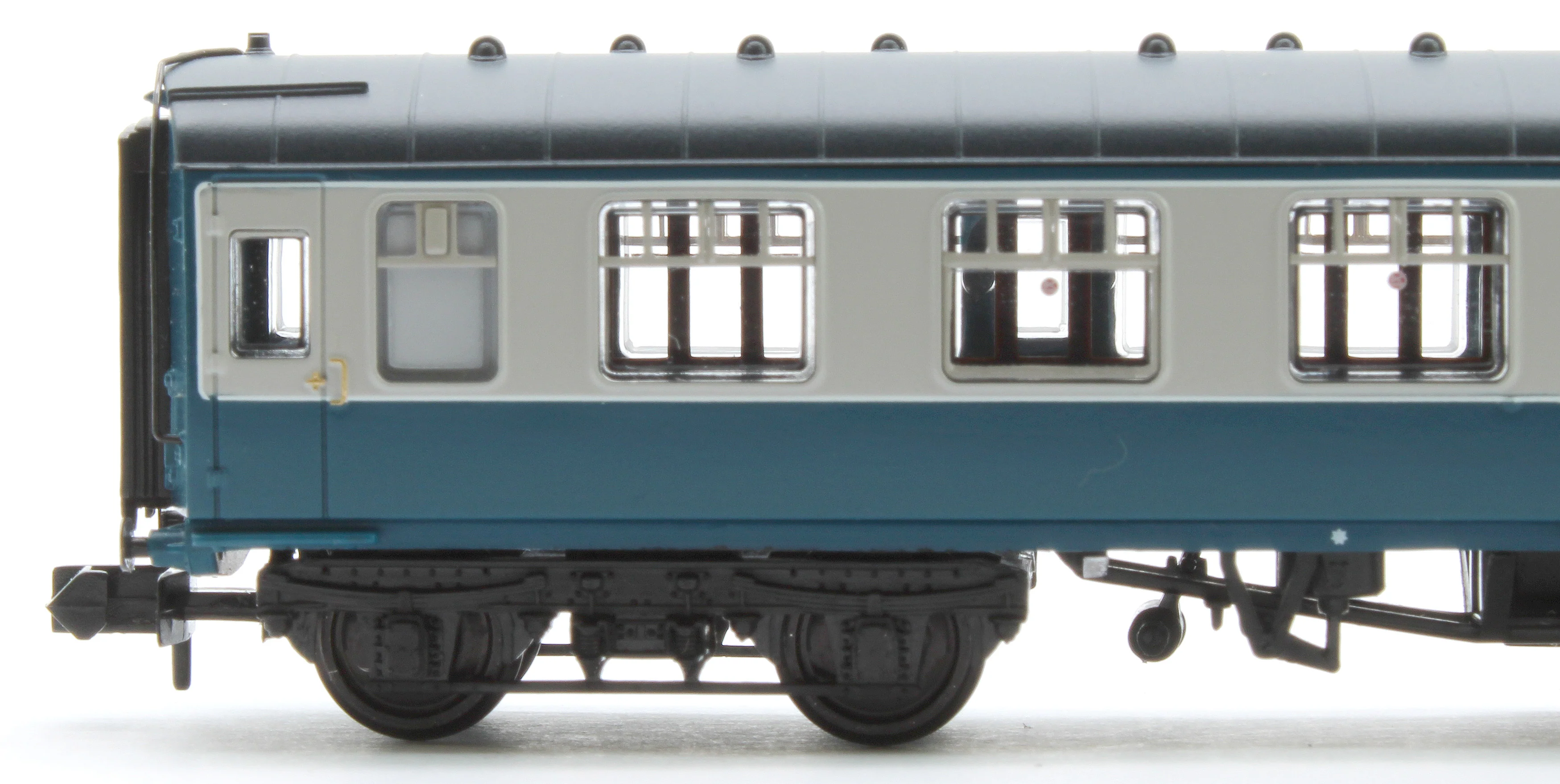 374-258E BR Mk1 CK Composite Corridor BR Blue & Grey No.W15944 - Image 5