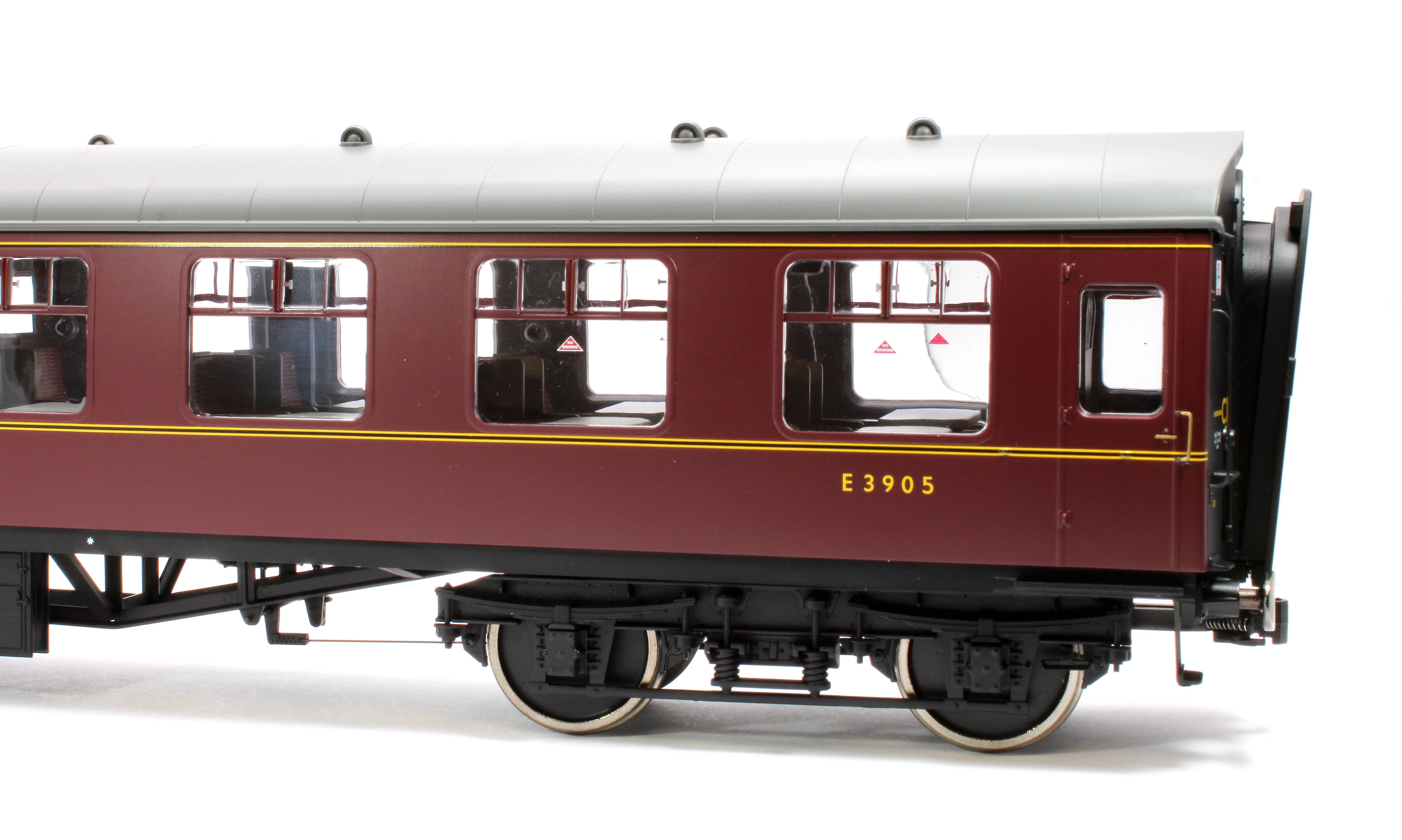 7P-001-609D BR Mk1 Maroon SO E3905 with Window Beading - DCC Fitted - Image 3
