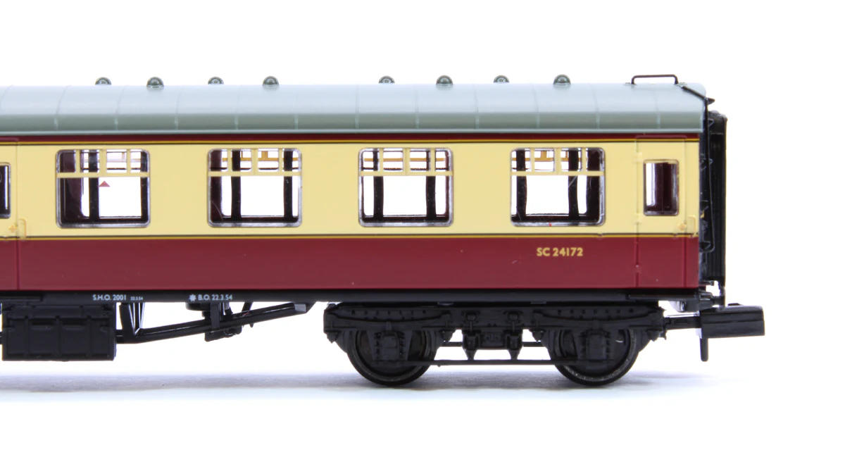 374-060E BR Mk1 SK Second Corridor BR Crimson & Cream No.24172 - Image 4