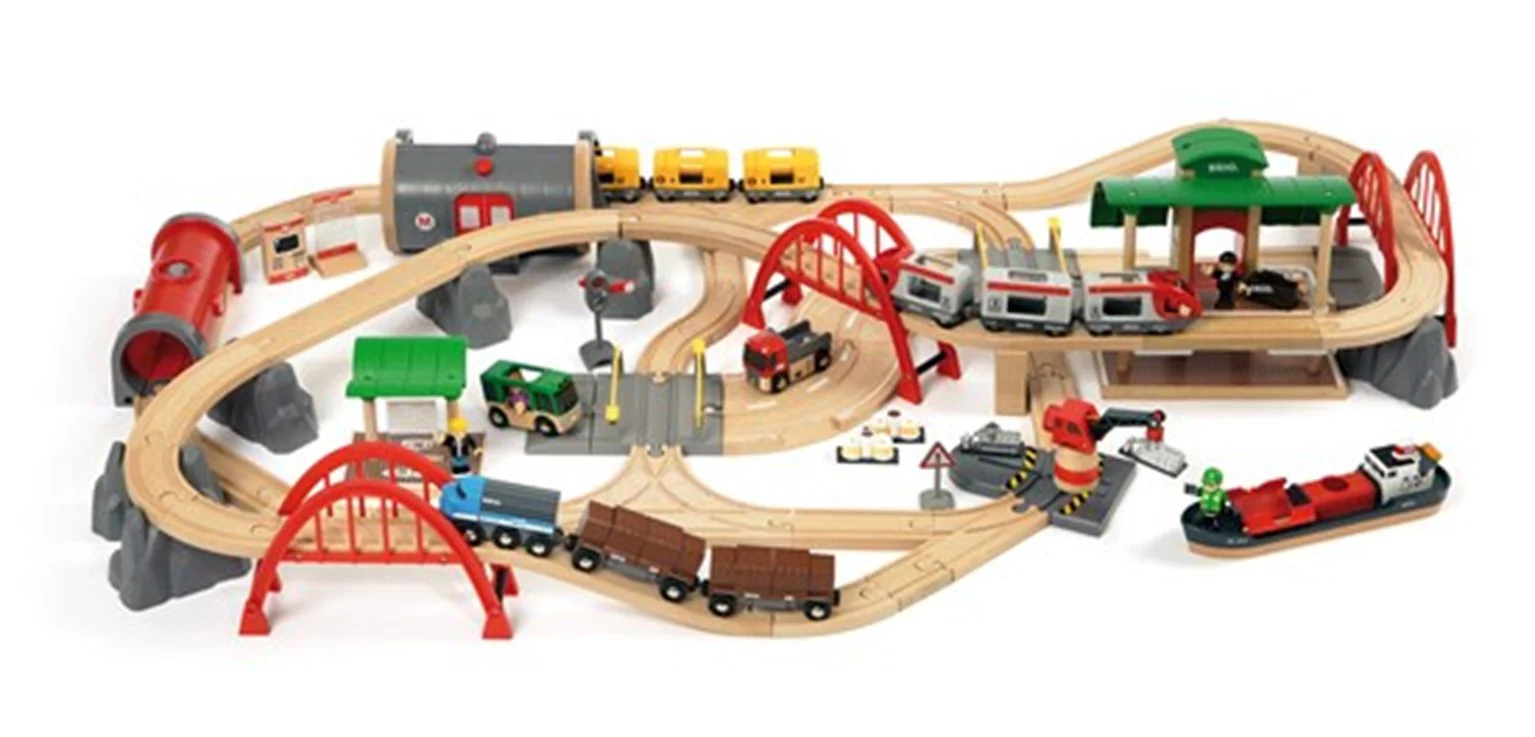 33052 BRIO WORLD - Deluxe Railway Set - Image 2