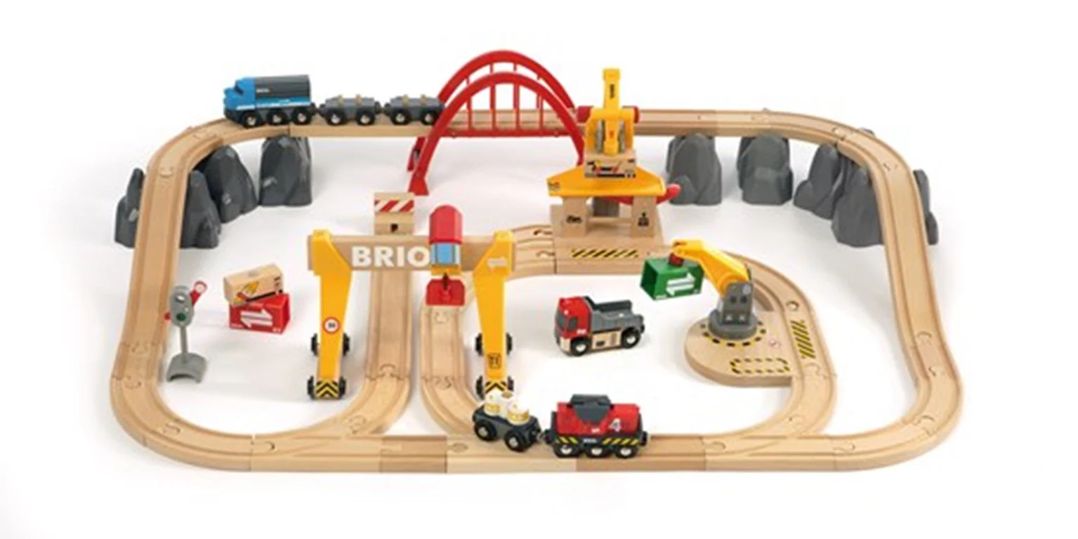 33097 BRIO WORLD - Cargo Railway Deluxe Set - Image 2