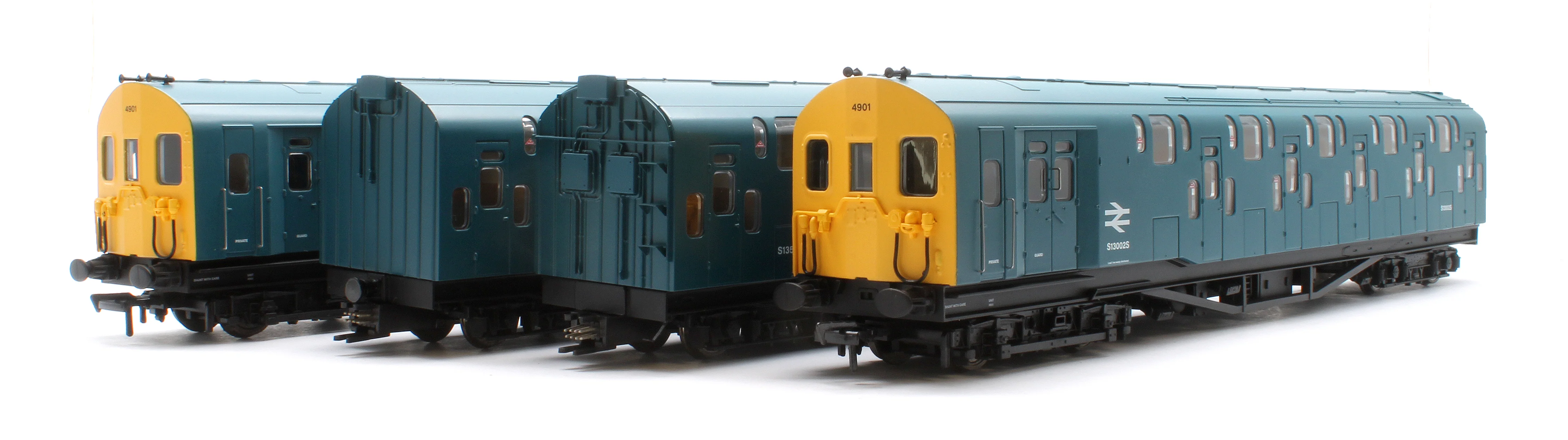 Bulleid Class 4DD Double Decker 4 Car EMU 4001/4901 BR Blue with Full Yellow Ends