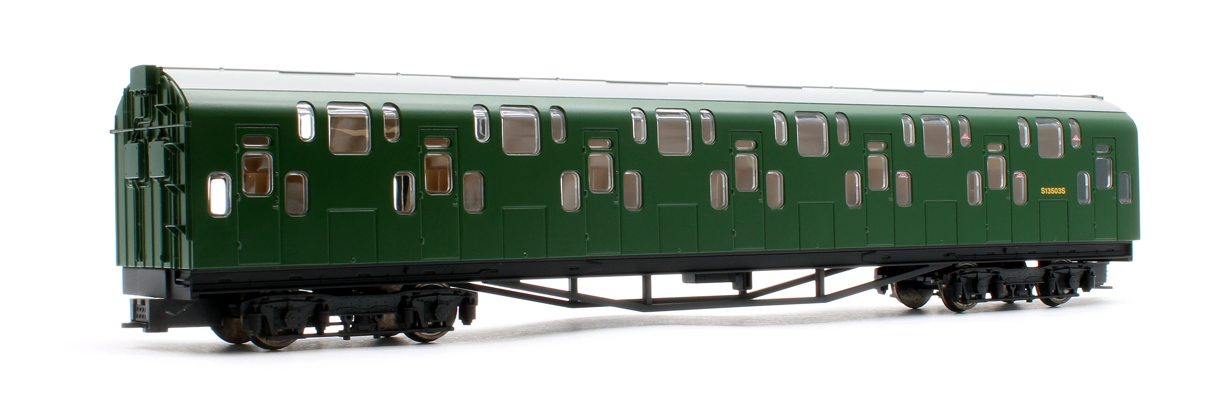 KRM-4DD-OO-F-2-G2 Bulleid Class 4DD Double Decker 4 Car EMU 4002/4902 BR Green with Full Yellow Ends - DCC Fitted - Image 6
