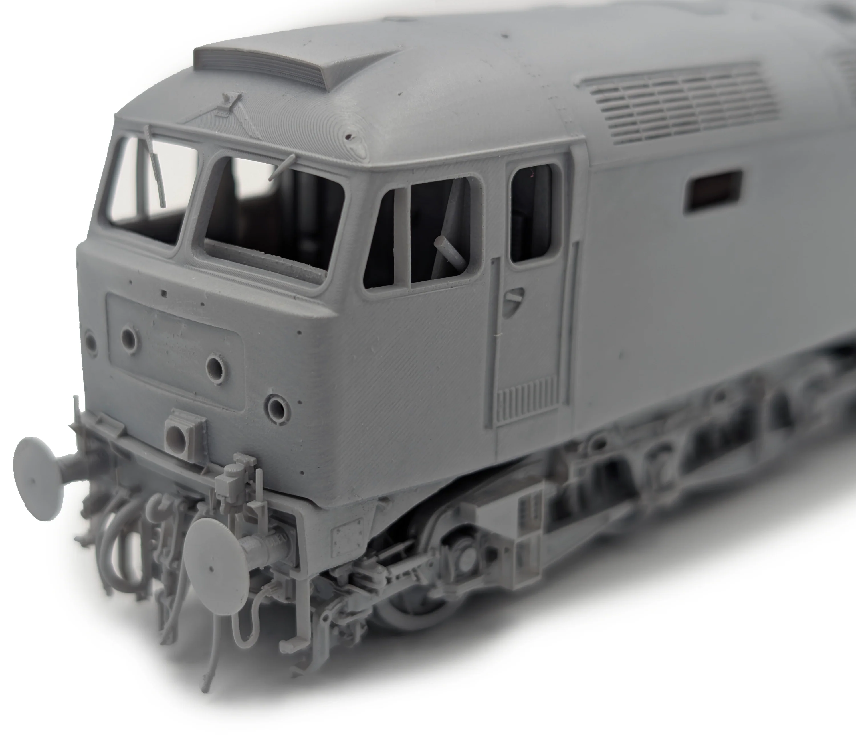 CM-47500-GWRGreenW Highly Detailed Premium Weathered Class 47 GWR Green 'Great Western' No.47500 Diesel Locomotive - Image 10