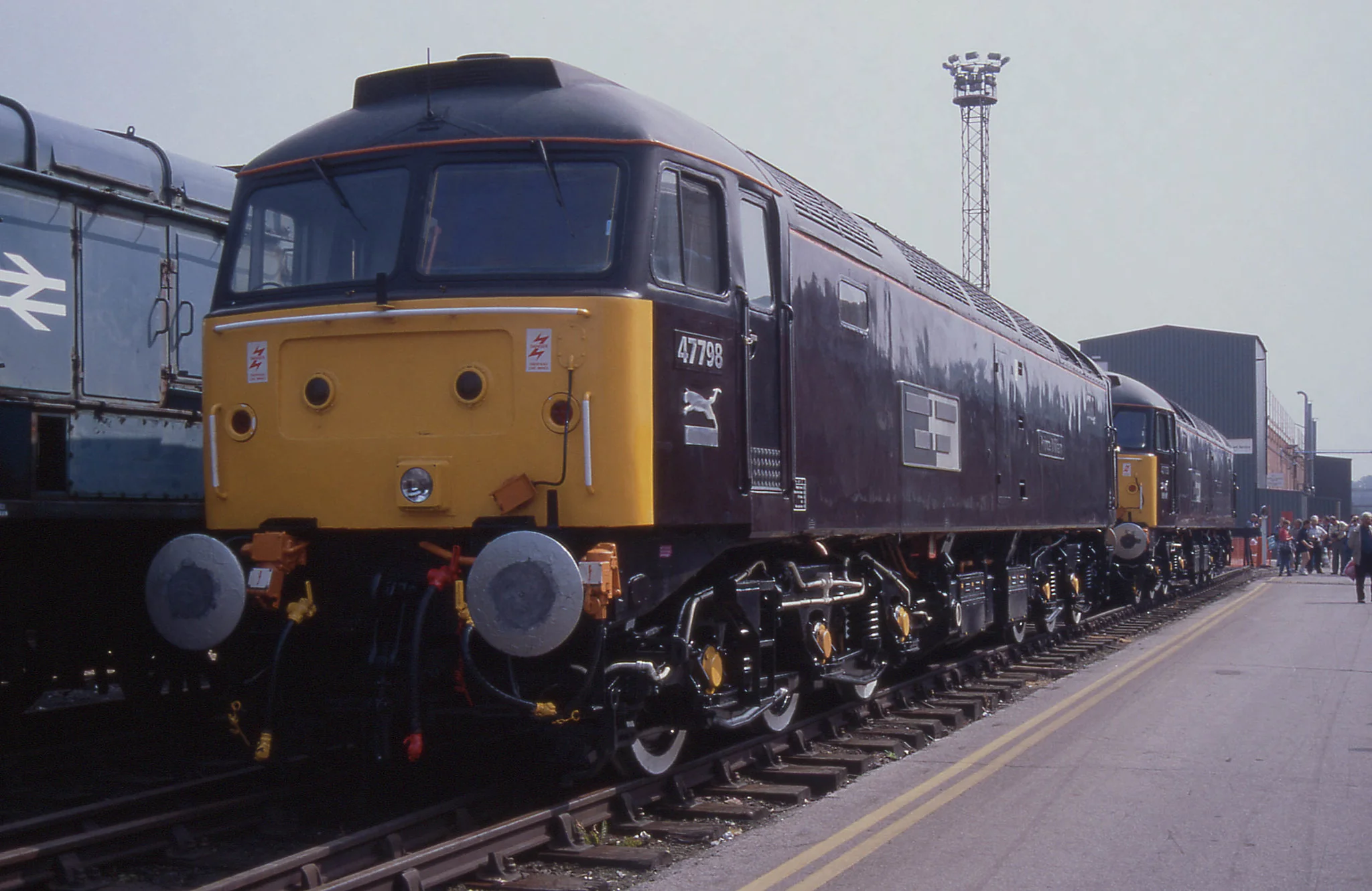 CM-47798-R Class 47 RES Royal Livery 'Prince William' No.47798 Diesel Locomotive - Image 2