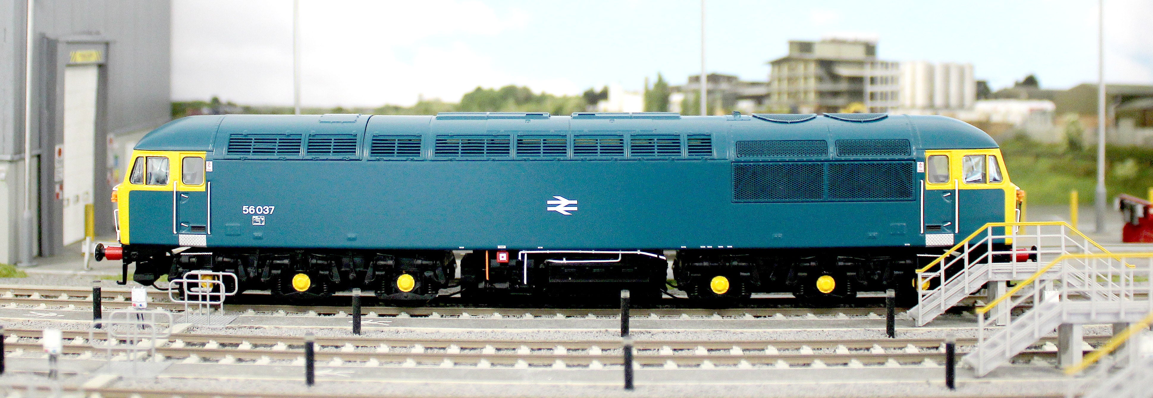 CM - 56037 - BRB Class 56 BR Blue 'Richard Trevithick' No.56037 Diesel Locomotive - Image 9