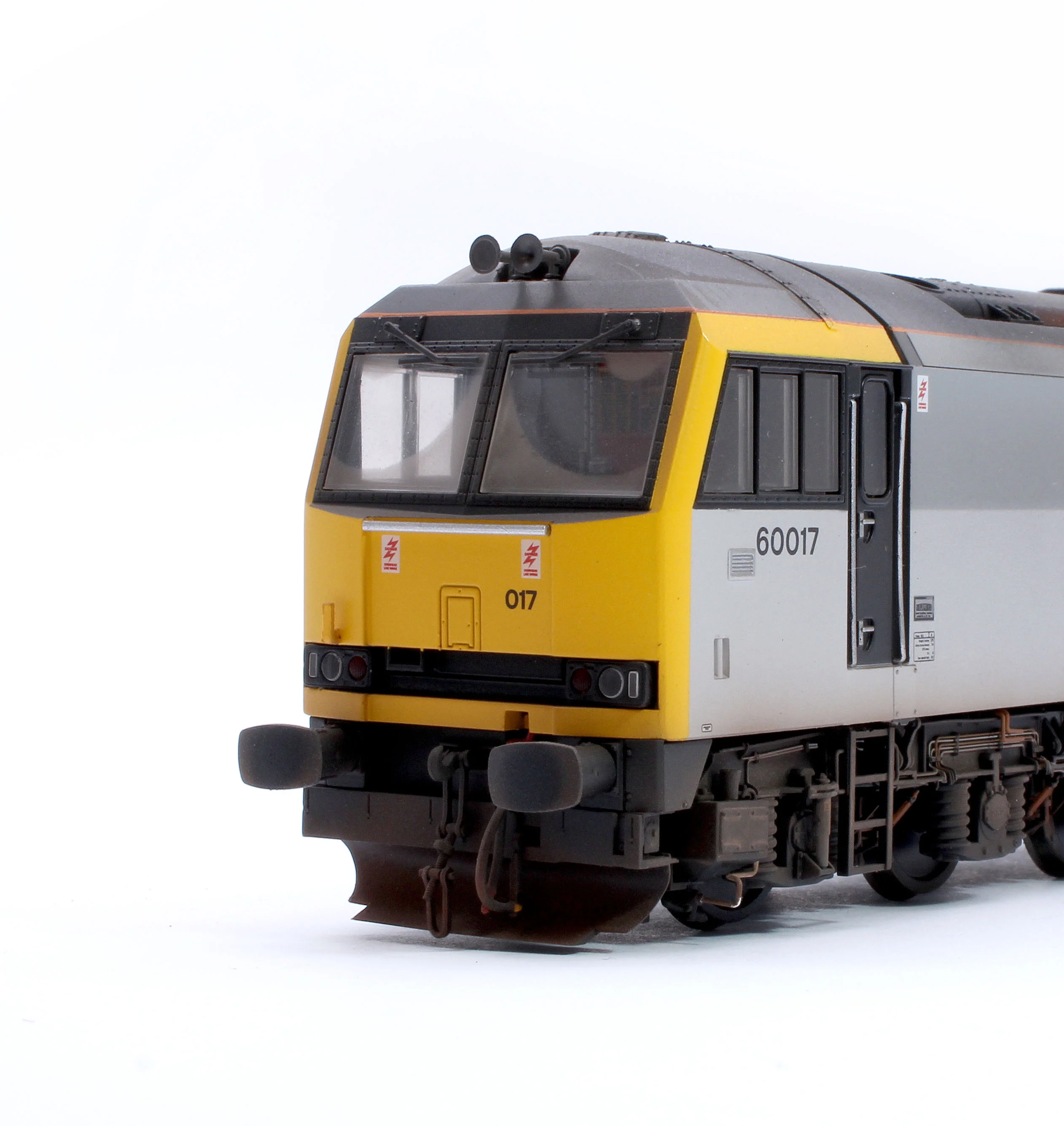 CM-60017-TGCN-SOUNDW Highly Detailed Premium Weathered Class 60 017 “Arenig Fawr” Triple Grey Construction Diesel Electric Locomotive - DCC Sound - Image 8