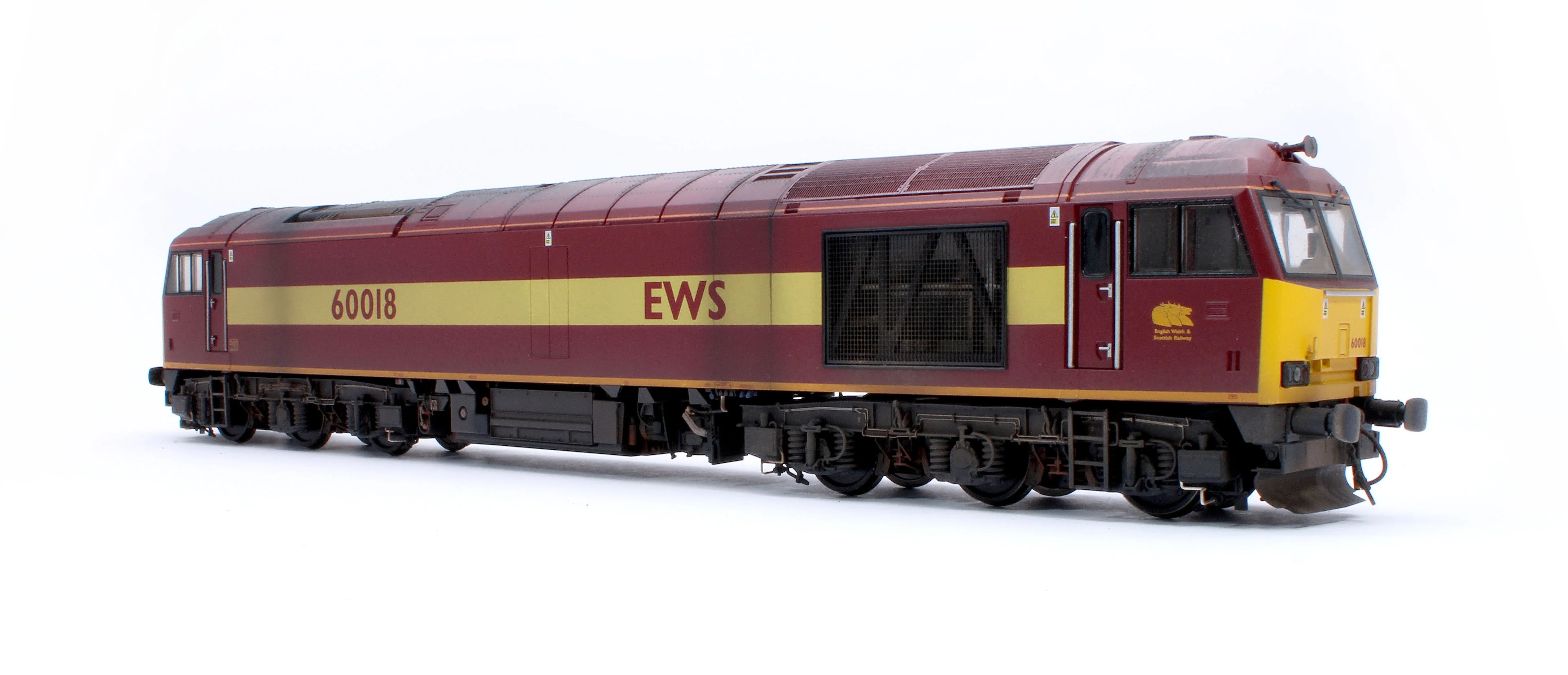 CM-60018-EWS-W Pre-Owned Highly Detailed Premium Weathered Class 60 018 EWS Diesel Electric Locomotive - Image 2