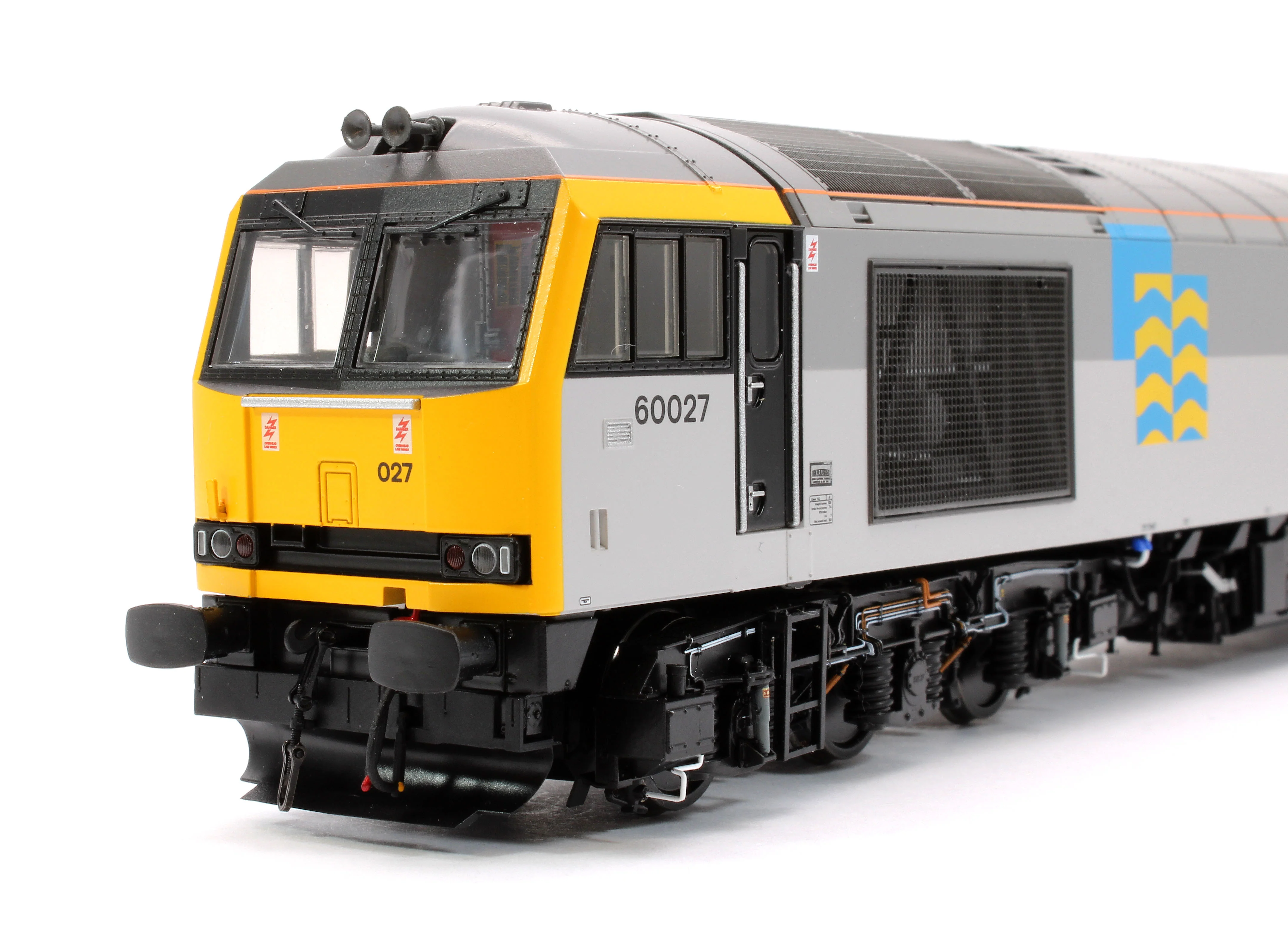 CM-60027-TGP Class 60 027 “Joseph Banks” Triple Grey Petroleum Diesel Electric Locomotive - Image 10