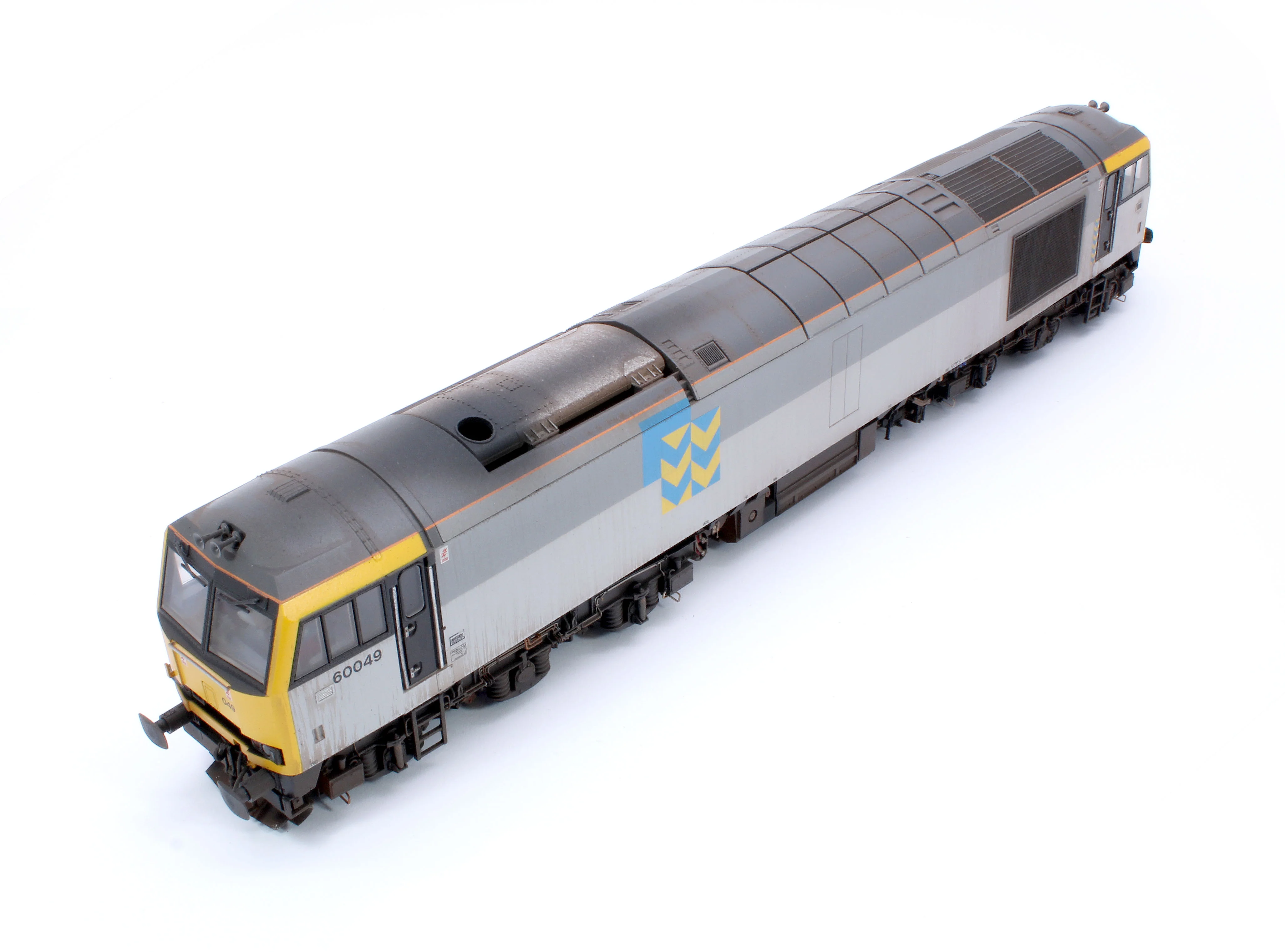 CM-60049-TGMW Highly Detailed Premium Weathered Class 60 049 “Scafell” Triple Grey Metals Diesel Electric Locomotive - Image 10