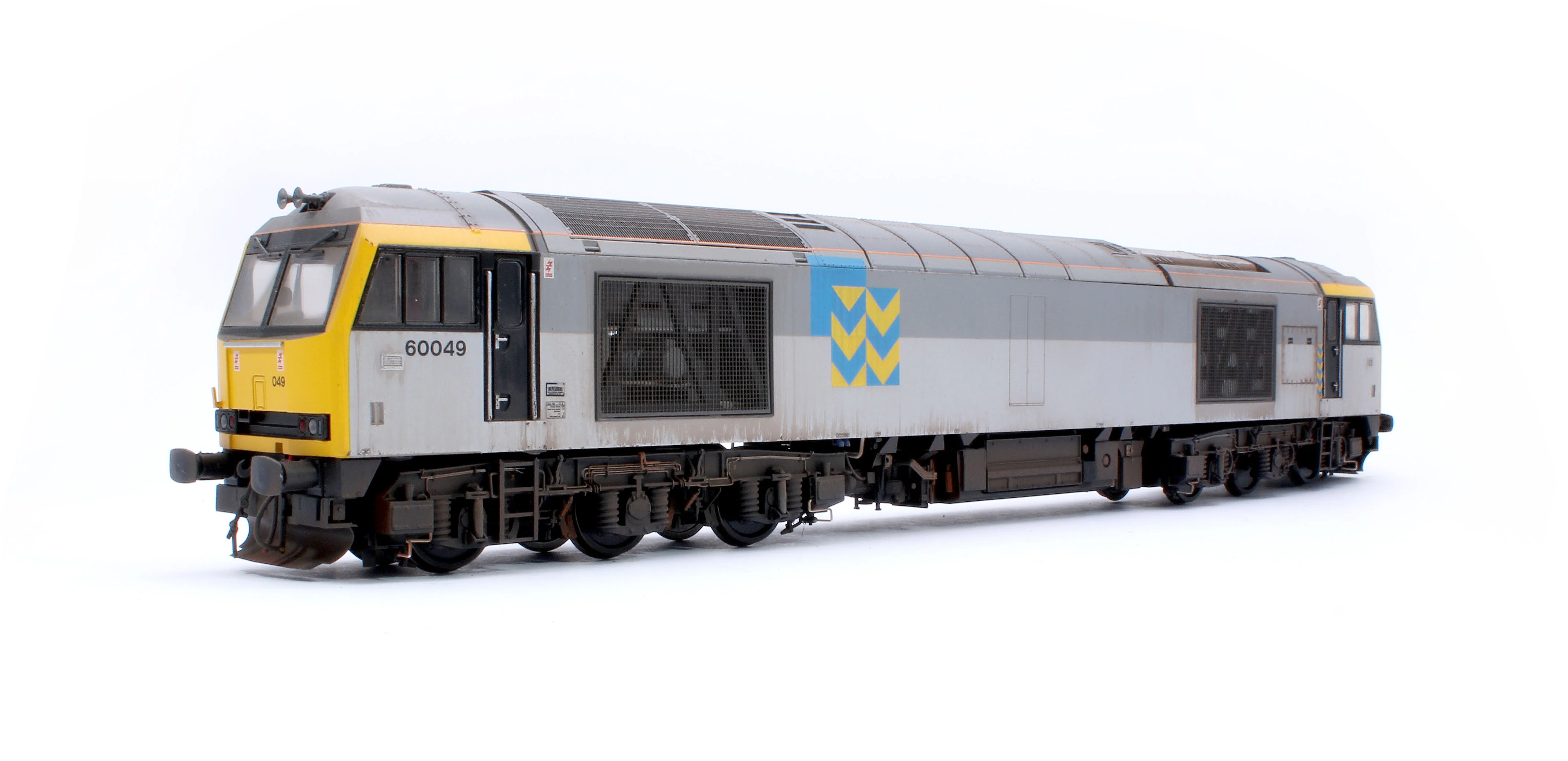 CM-60049-TGMW Highly Detailed Premium Weathered Class 60 049 “Scafell” Triple Grey Metals Diesel Electric Locomotive - Image 3