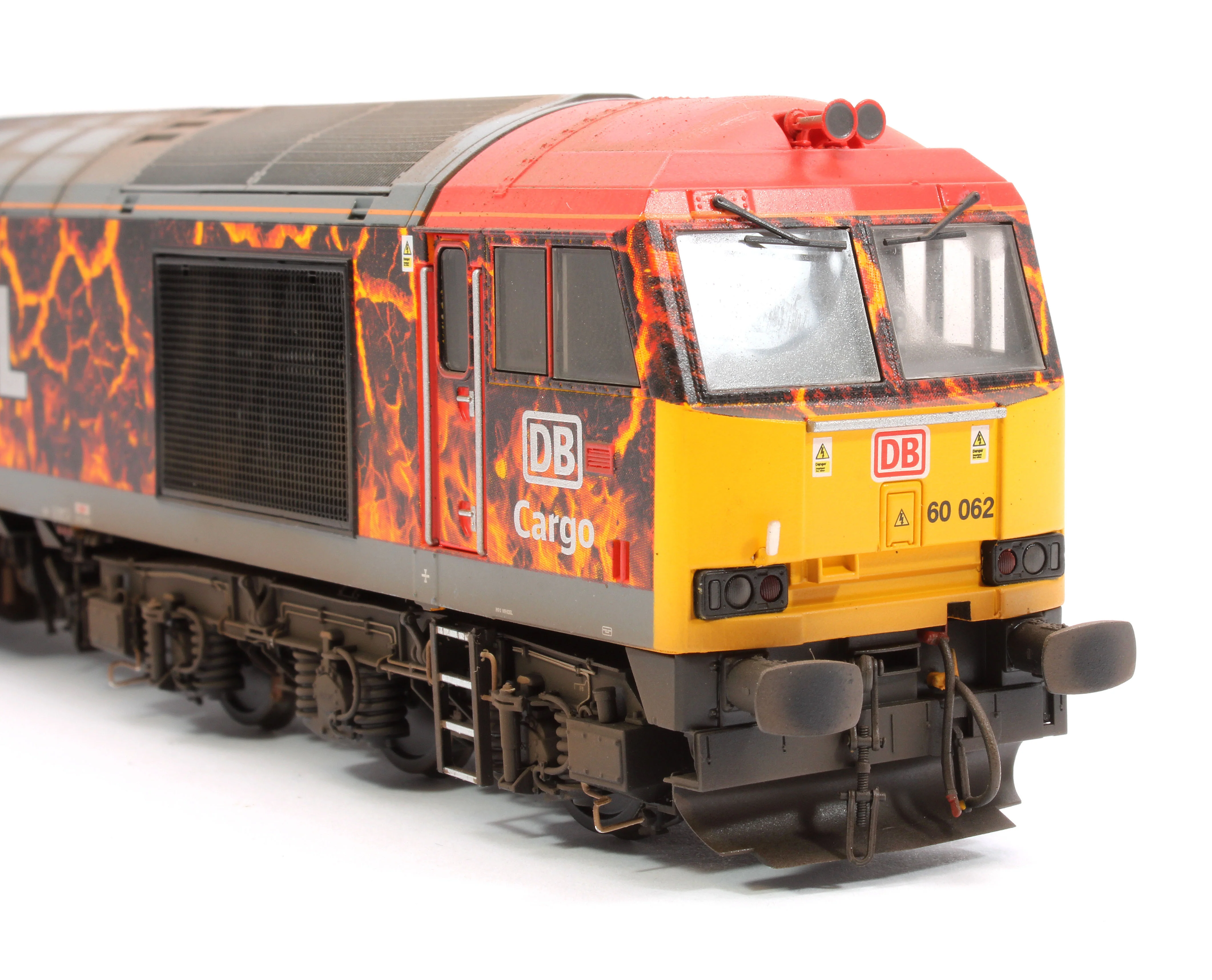 CM-60062-DBCSW Highly Detailed Premium Weathered Class 60 062 DB Cargo UK “Steel on Steel - Sonia” Diesel Electric Locomotive - Image 10