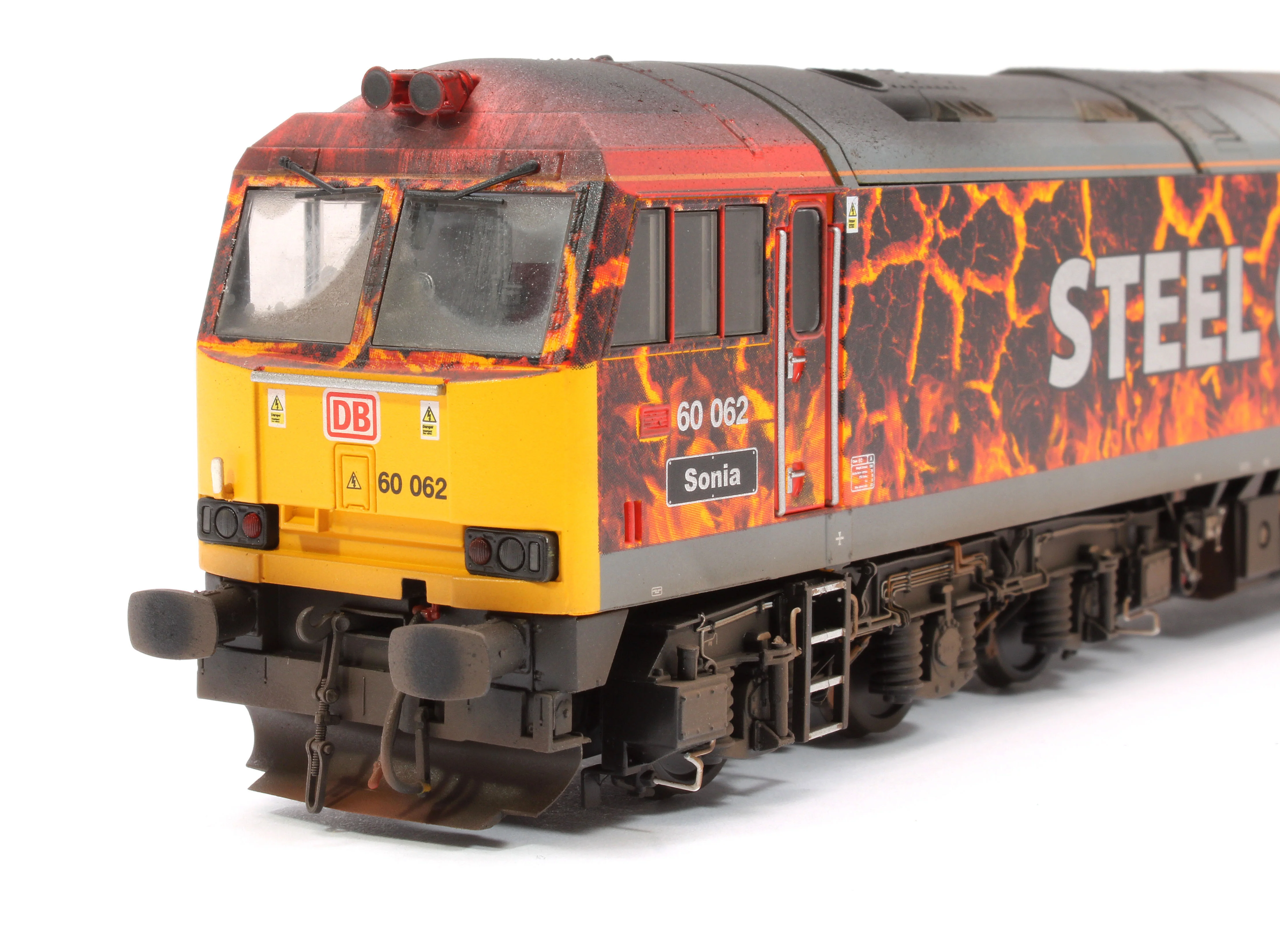 CM-60062-DBCSW Highly Detailed Premium Weathered Class 60 062 DB Cargo UK “Steel on Steel - Sonia” Diesel Electric Locomotive - Image 9
