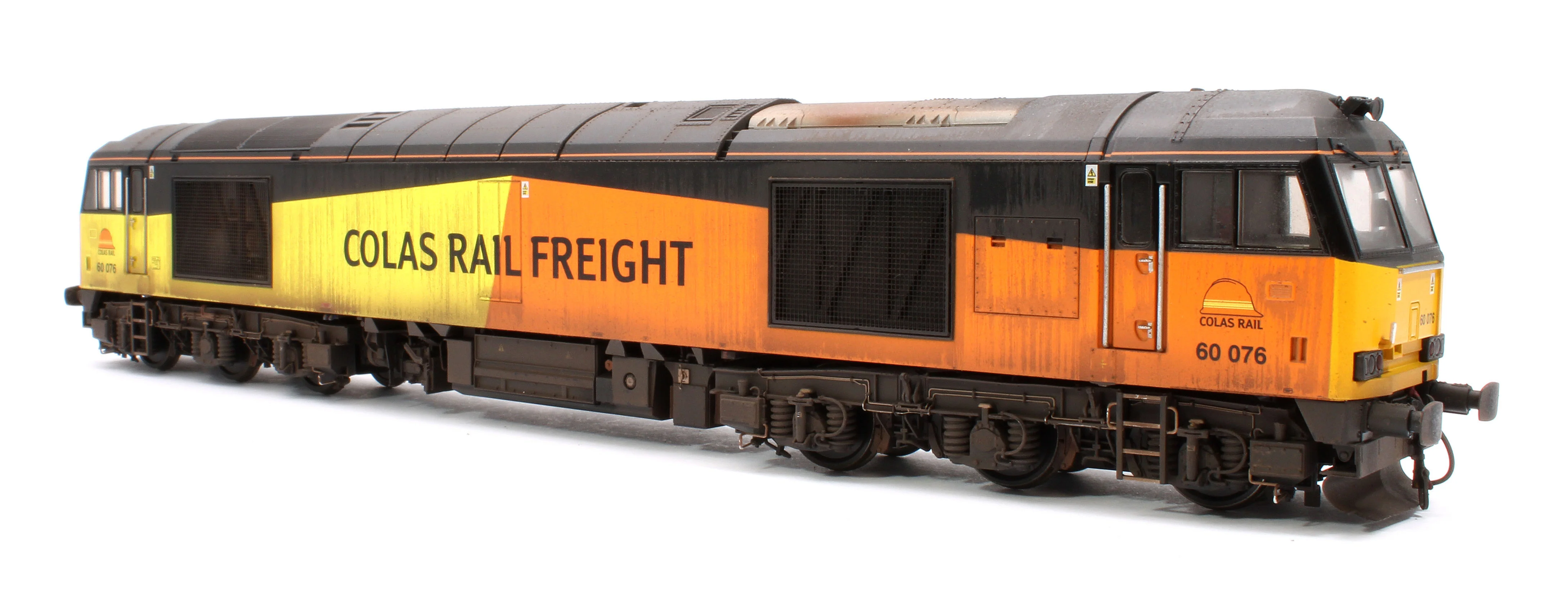 CM-60076-COLAS-SOUNDW Highly Detailed Premium Weathered Class 60 076 Colas Railfreight Diesel Electric Locomotive - DCC Sound - Image 2