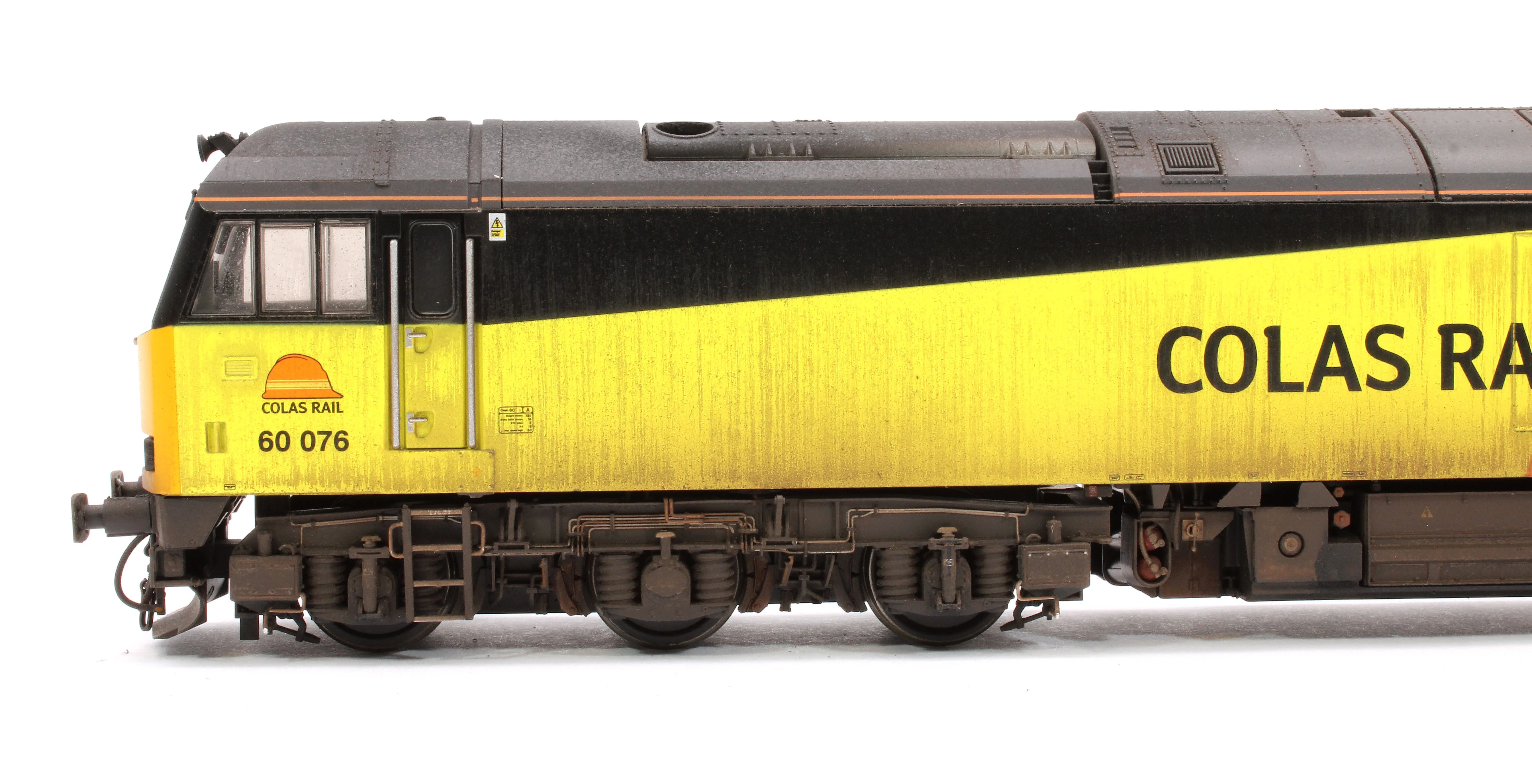 CM-60076-COLAS-SOUNDW Highly Detailed Premium Weathered Class 60 076 Colas Railfreight Diesel Electric Locomotive - DCC Sound - Image 6