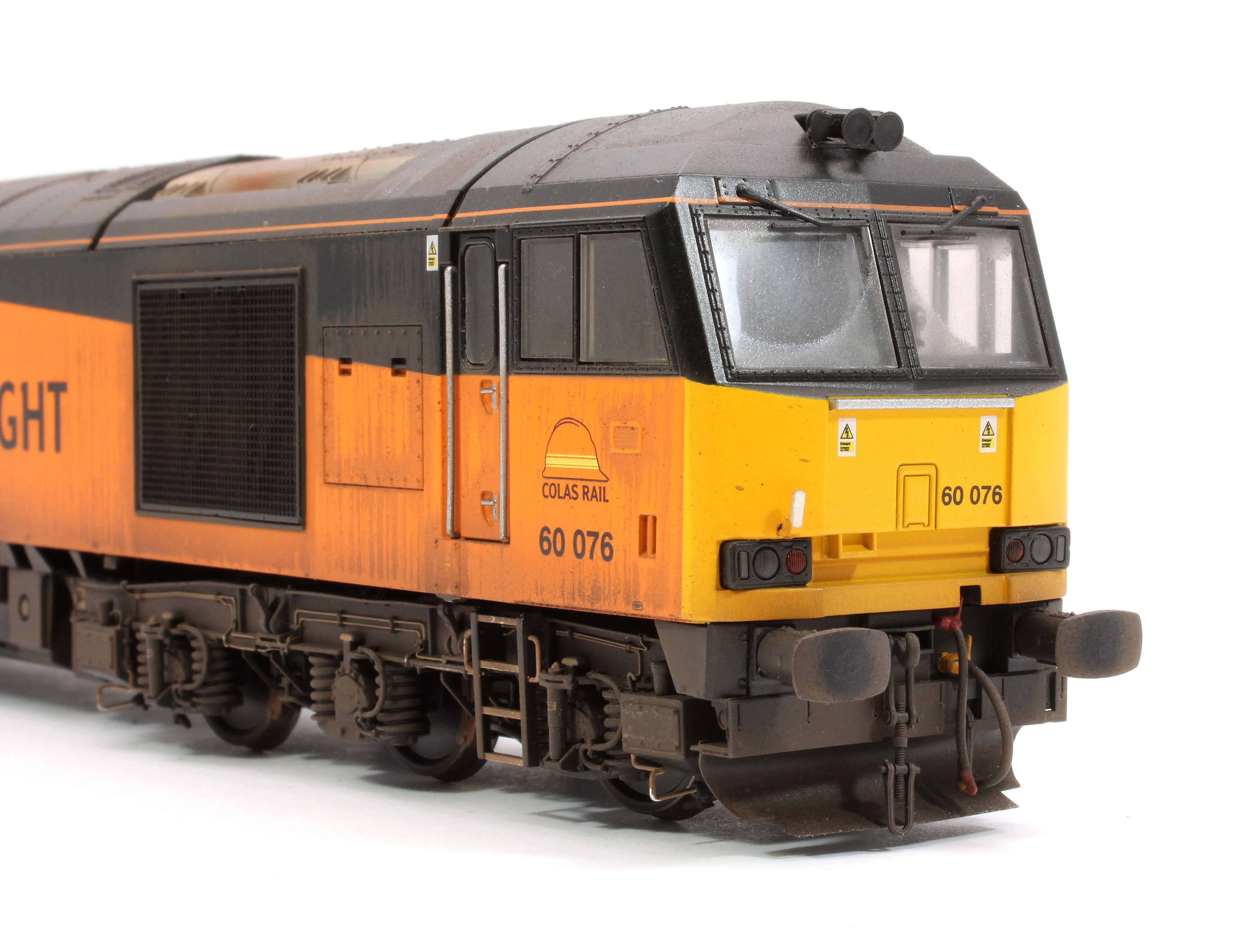CM-60076-COLAS-SOUNDW Highly Detailed Premium Weathered Class 60 076 Colas Railfreight Diesel Electric Locomotive - DCC Sound - Image 9