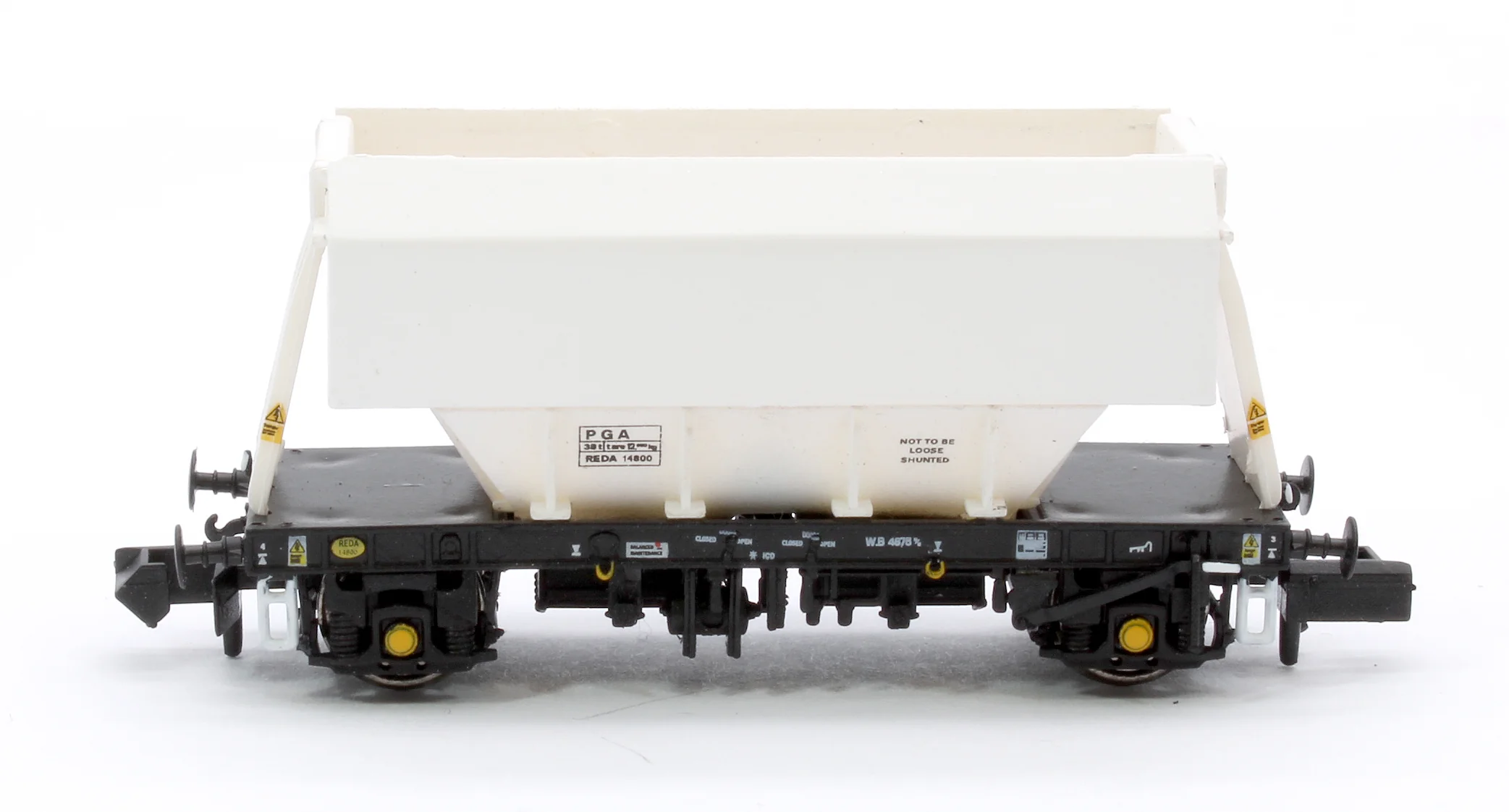 CM PG012 N (PW) TP (B) Set of 3 PGA 51T Hopper Wagons (Plain White) - Image 4
