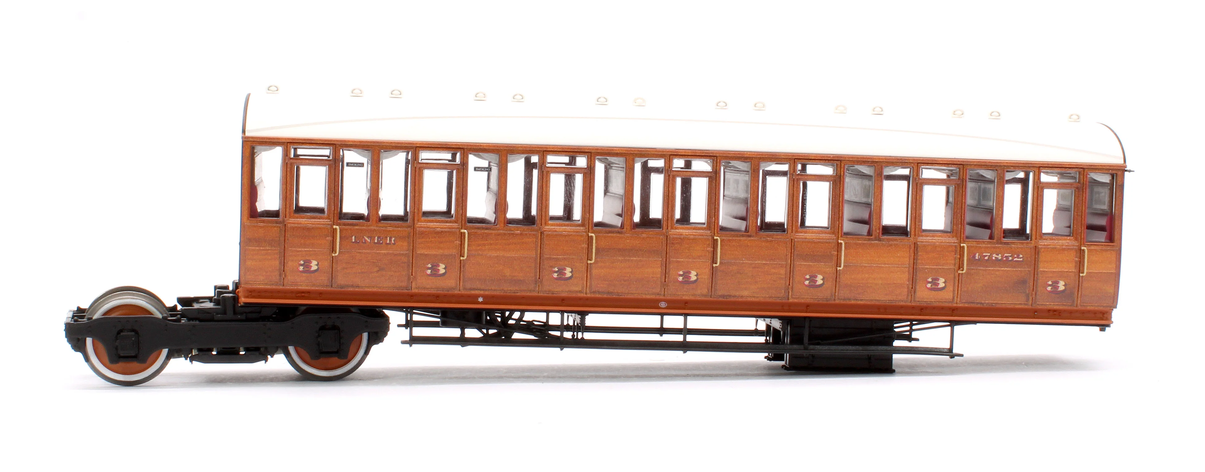 C2000A Quad Art Set No. 90A LNER Teak 4 Coach Pack - Image 6