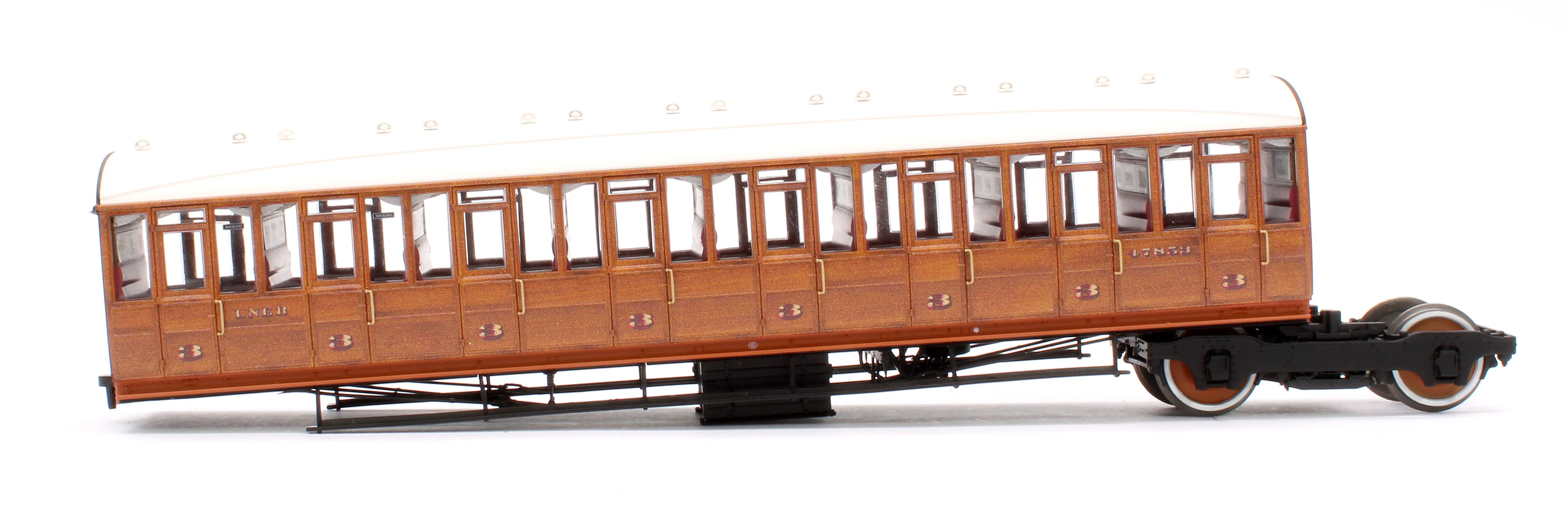 C2000A Quad Art Set No. 90A LNER Teak 4 Coach Pack - Image 8