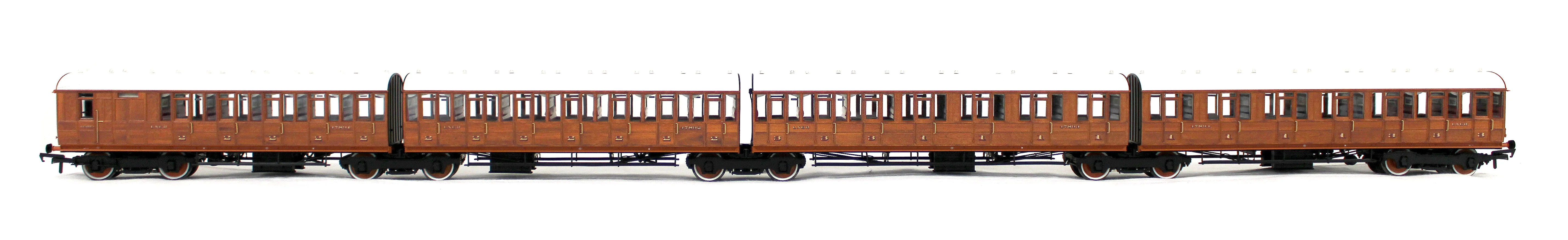 C2000B Quad Art Set No. 90B LNER Teak 4 Coach Pack - Image 2