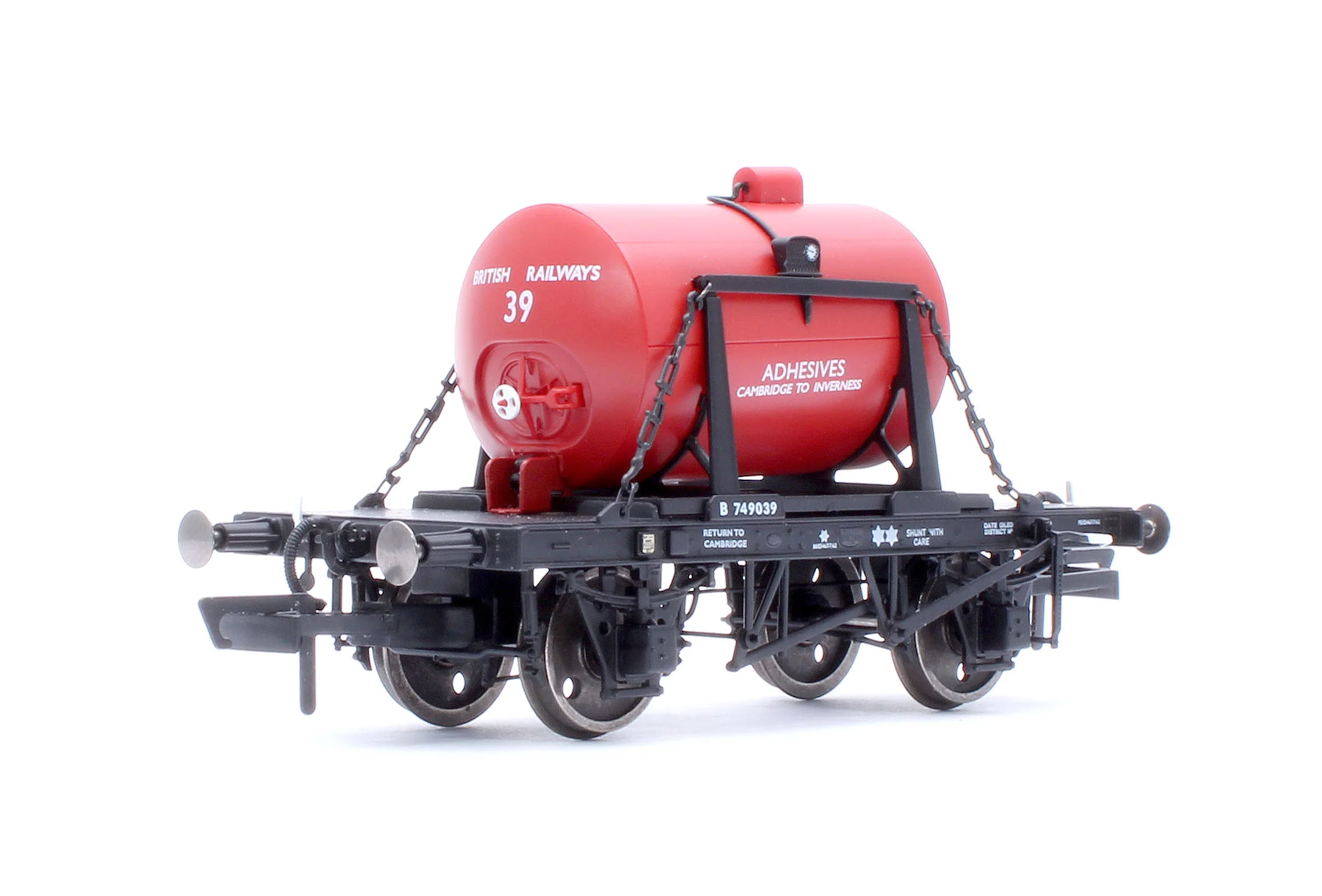 C3021 BR Adhesives Demountable Tank Wagon B749039 (Cambridge to Inverness)