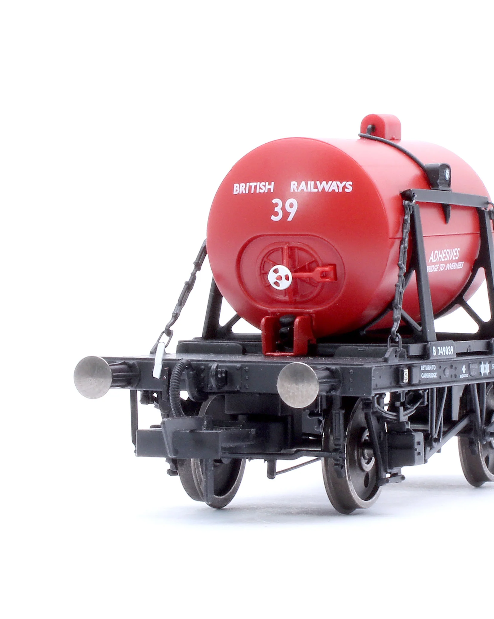 C3021 BR Adhesives Demountable Tank Wagon B749039 (Cambridge to Inverness) - Image 3