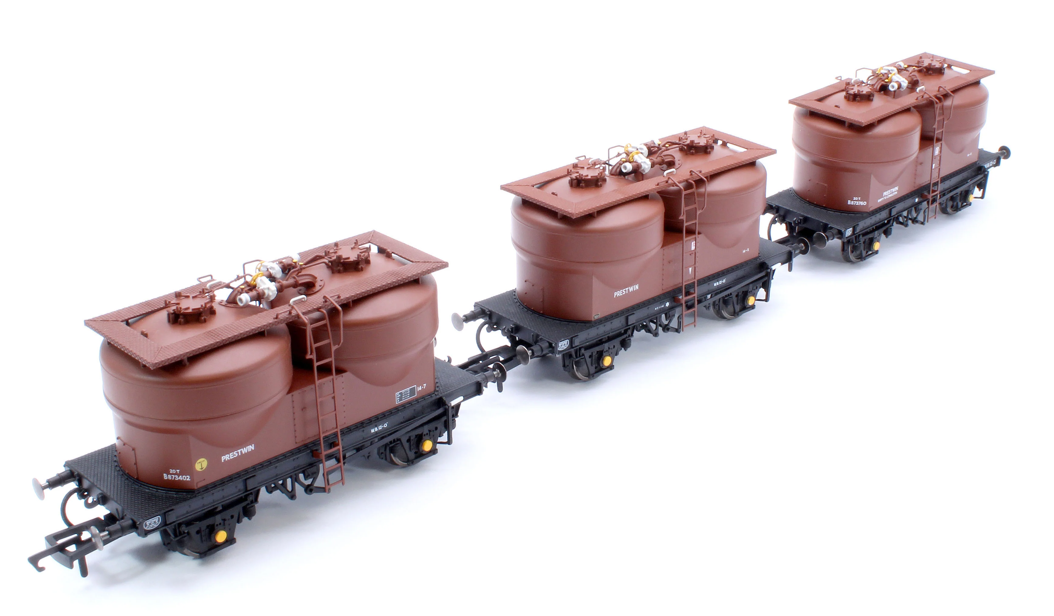 C3041 Set of 3 Prestwin Silo Wagons in BR Bauxite - Pre TOPS - Image 10