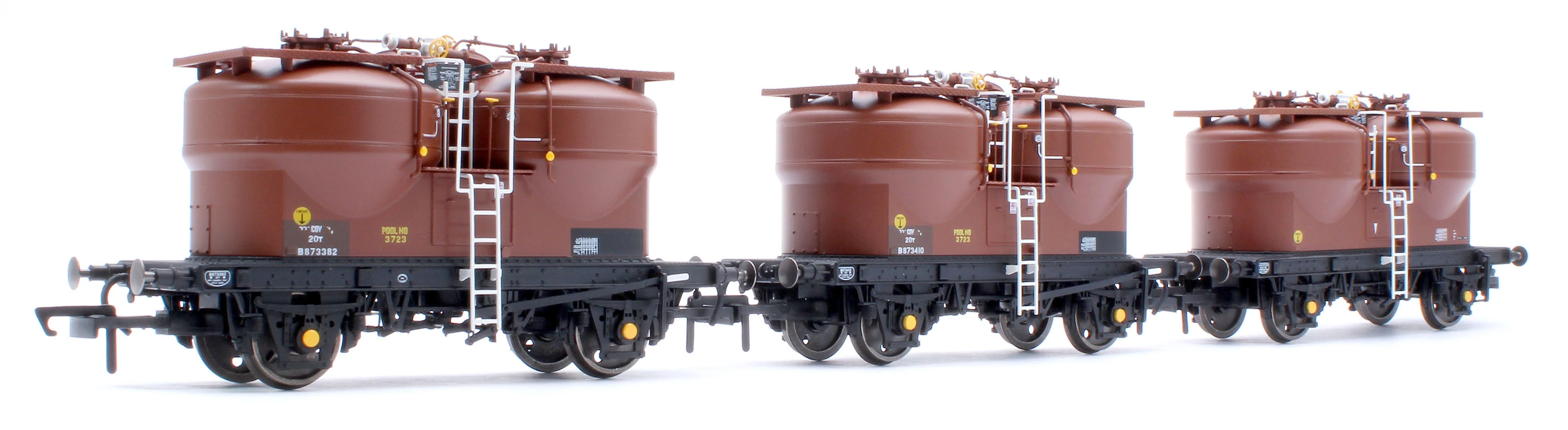 C3042A Set of 3 Prestwin Silo Wagons in BR Bauxite - TOPS