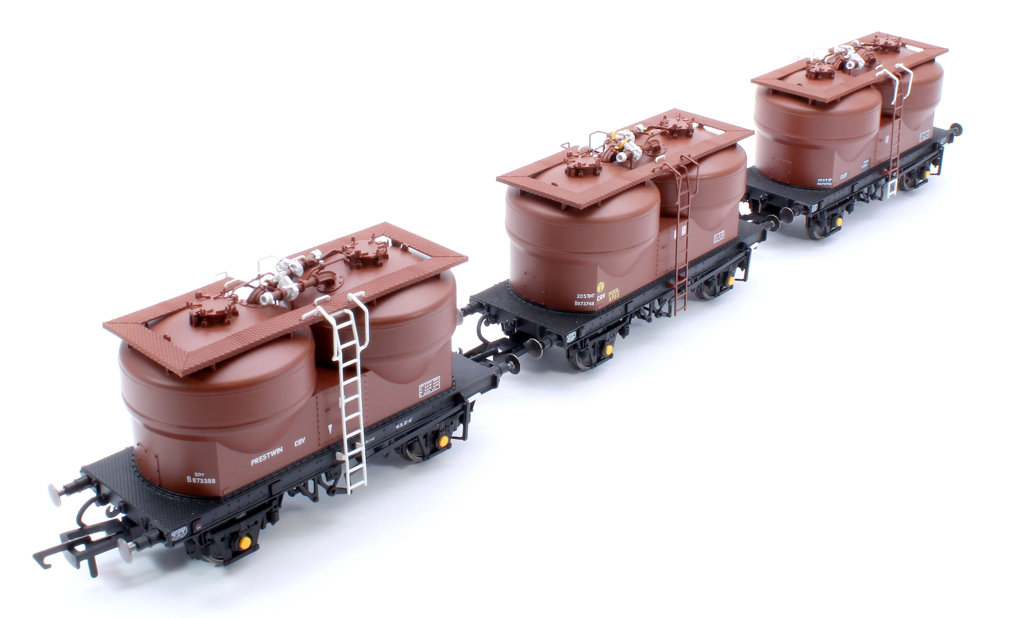 C3042B Set of 3 Prestwin Silo Wagons in BR Bauxite - TOPS - Image 10
