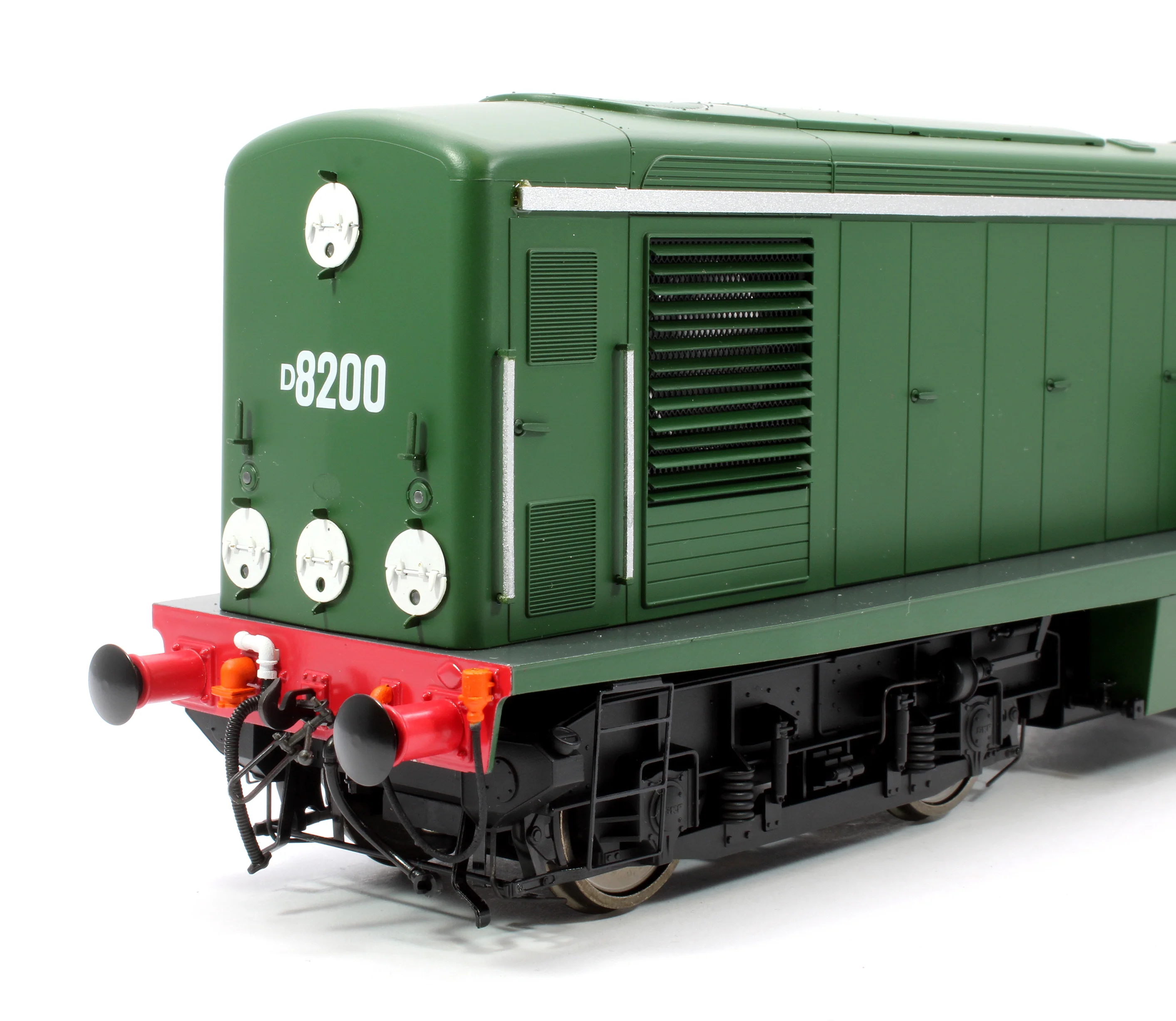 E84703 Class 15 D8200 BR Green (Late Crest) Diesel Locomotive - Image 6