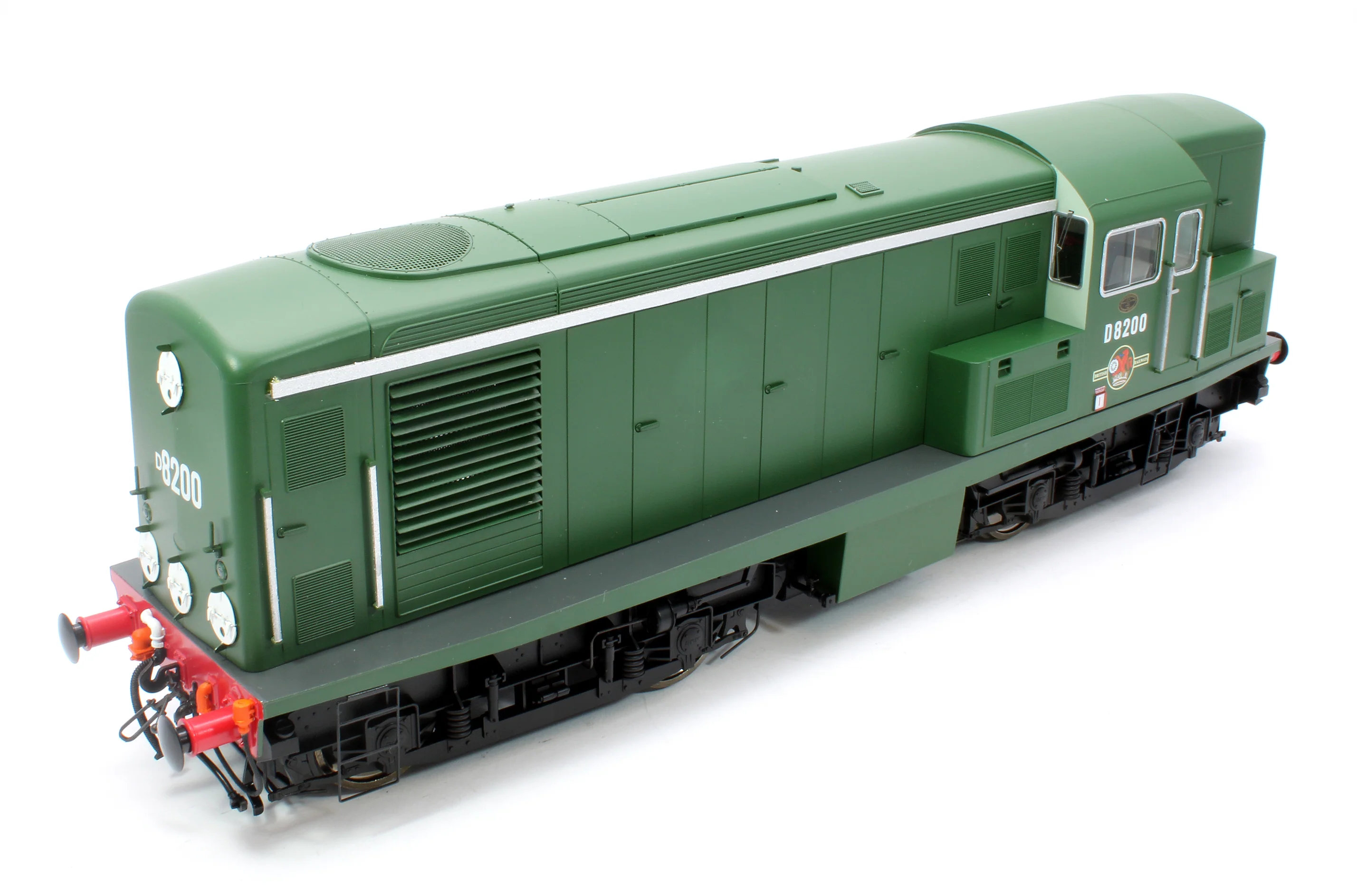 E84703 Class 15 D8200 BR Green (Late Crest) Diesel Locomotive - Image 8