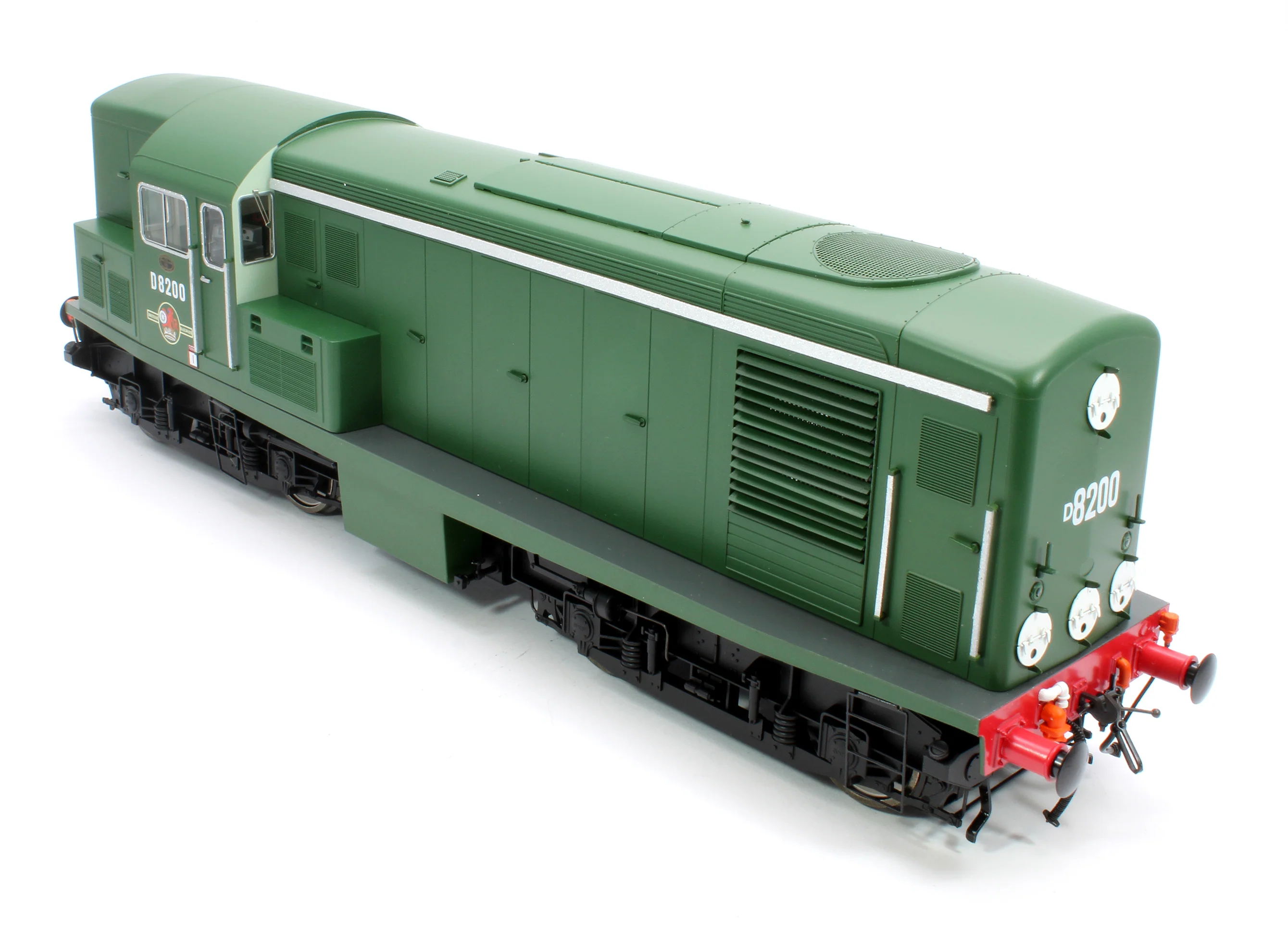 E84703 Class 15 D8200 BR Green (Late Crest) Diesel Locomotive - Image 9