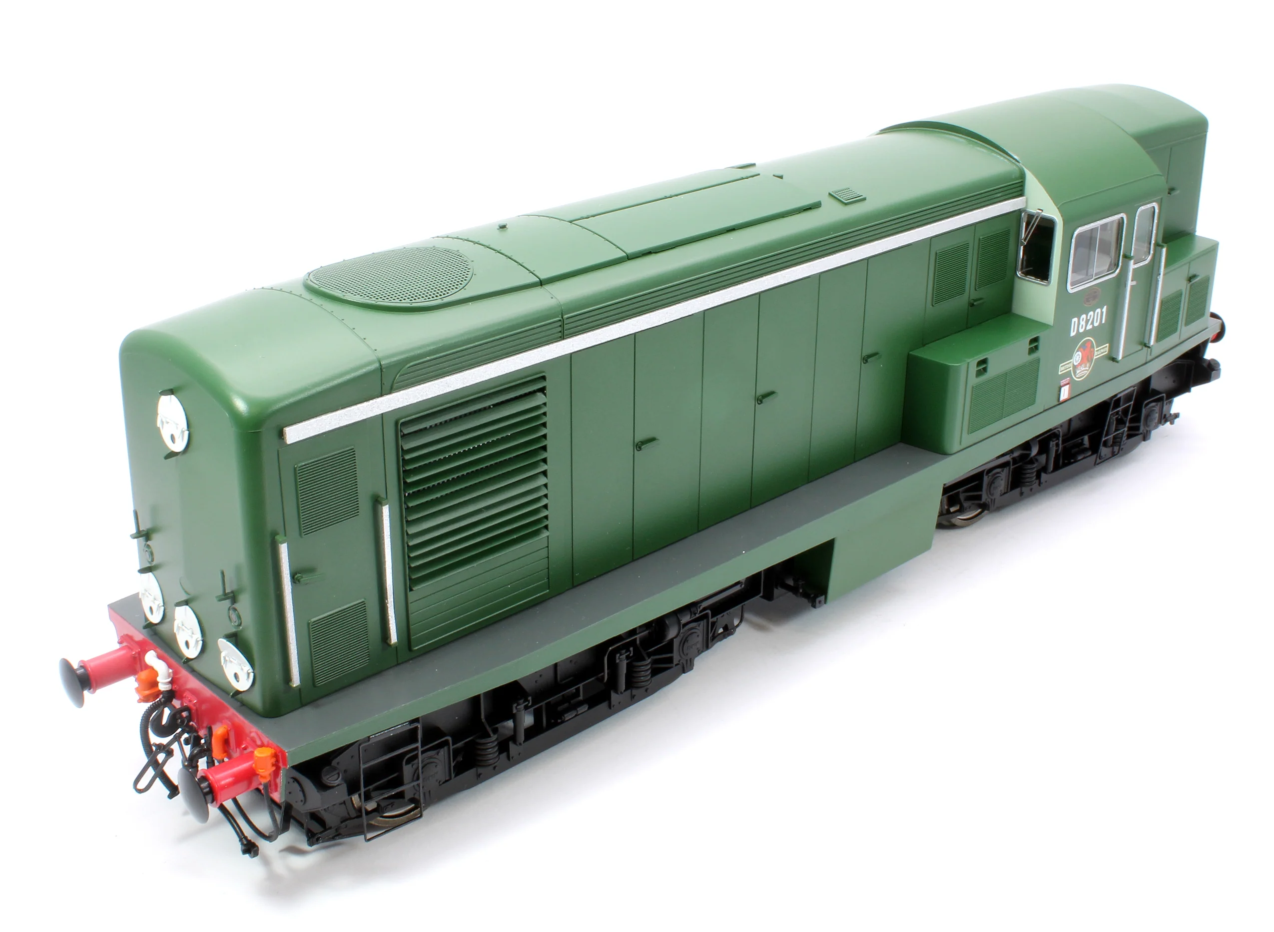 E84701 Class 15 D8201 BR Green (Late Crest) Diesel Locomotive - Image 8