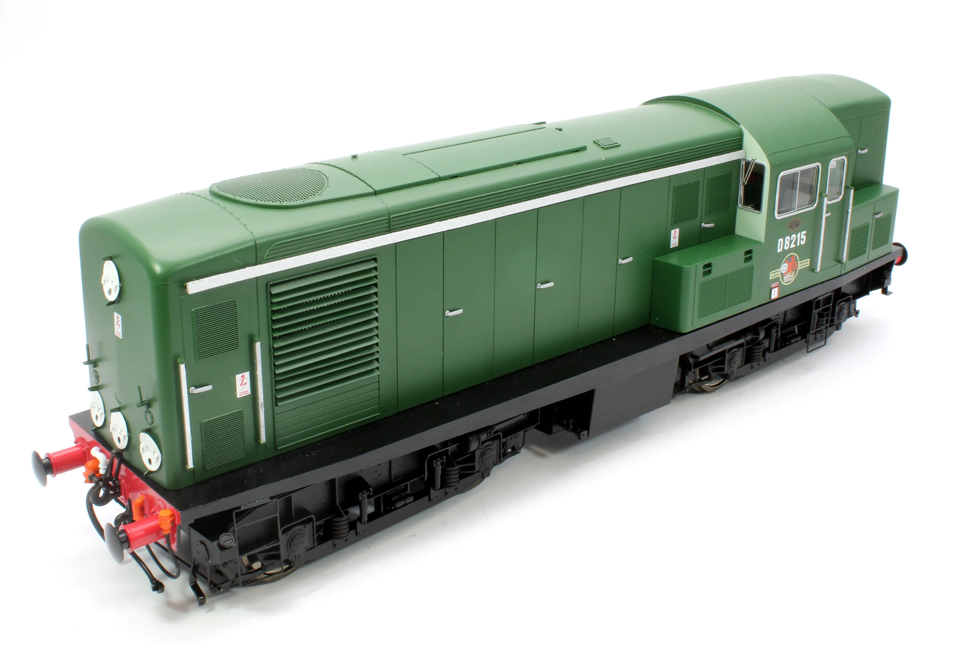 E84702 Class 15 D8215 BR Green (Late Crest) Diesel Locomotive - Image 8