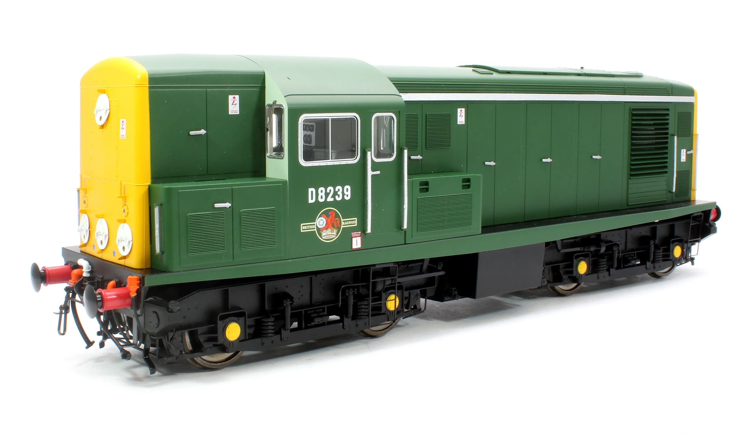 E84708 Class 15 D8239 BR Green (Full Yellow Ends) Diesel Locomotive - Image 3