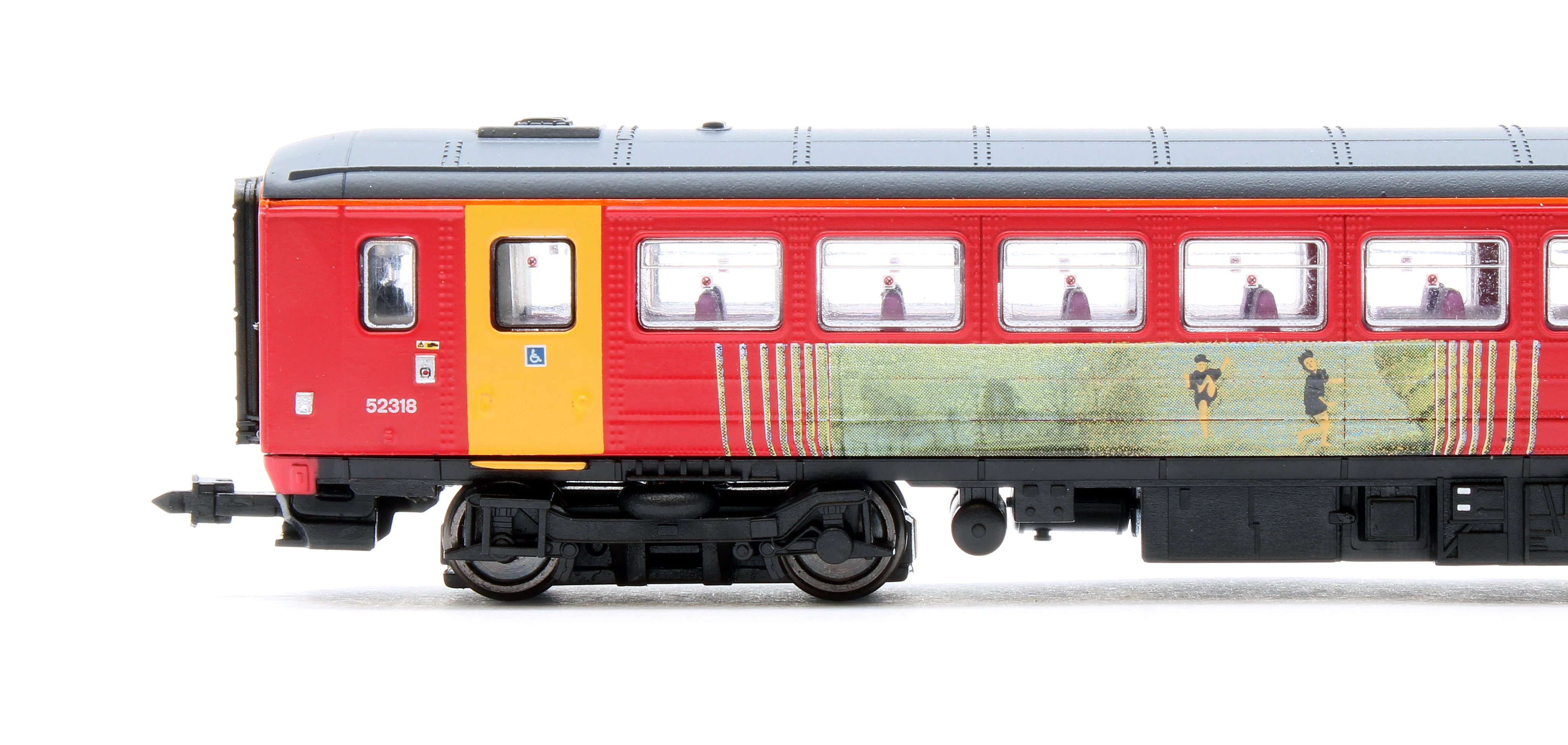2D-020-006D Class 153 153318 Wessex Trains (Pink) Diesel Locomotive - DCC Fitted - Image 6