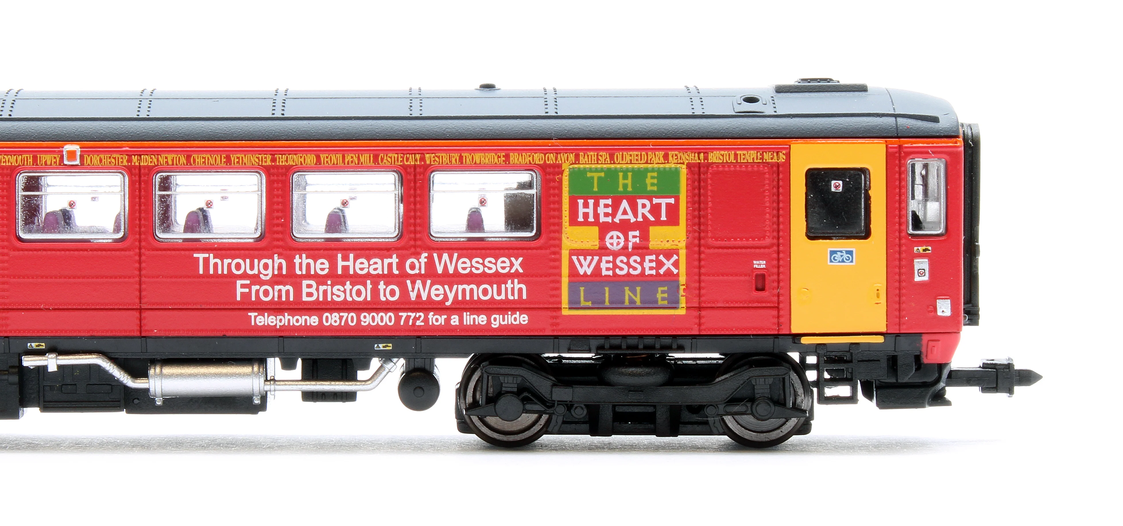 2D-020-006D Class 153 153318 Wessex Trains (Pink) Diesel Locomotive - DCC Fitted - Image 7