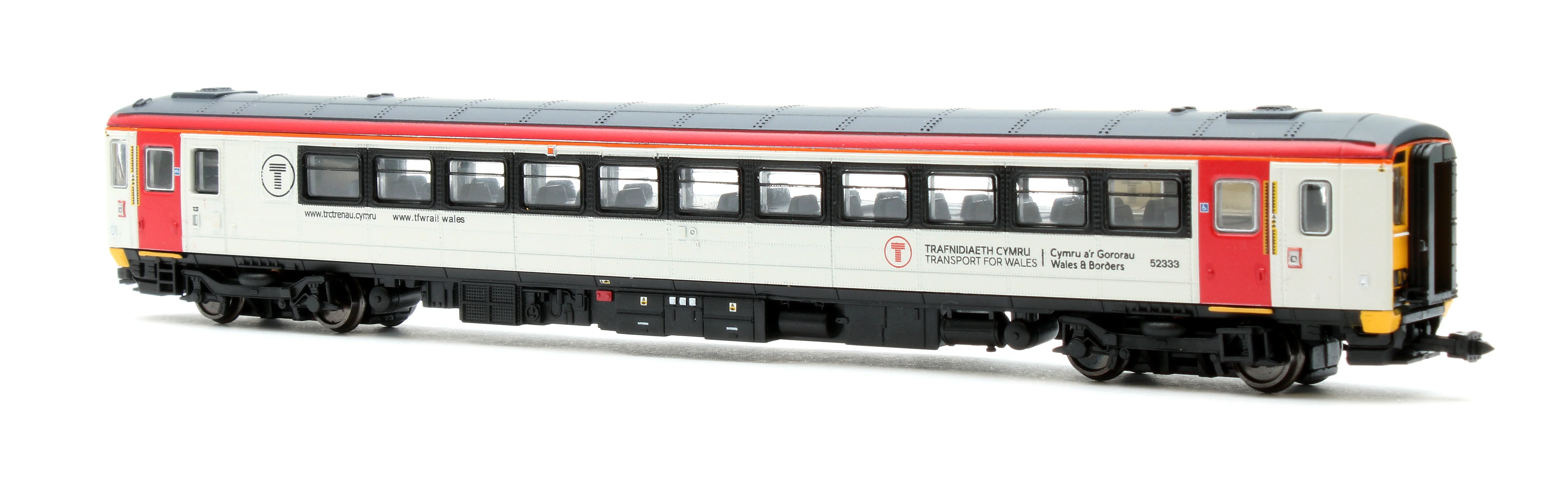 2D-020-005 Class 153 153333 Transport for Wales - Image 2